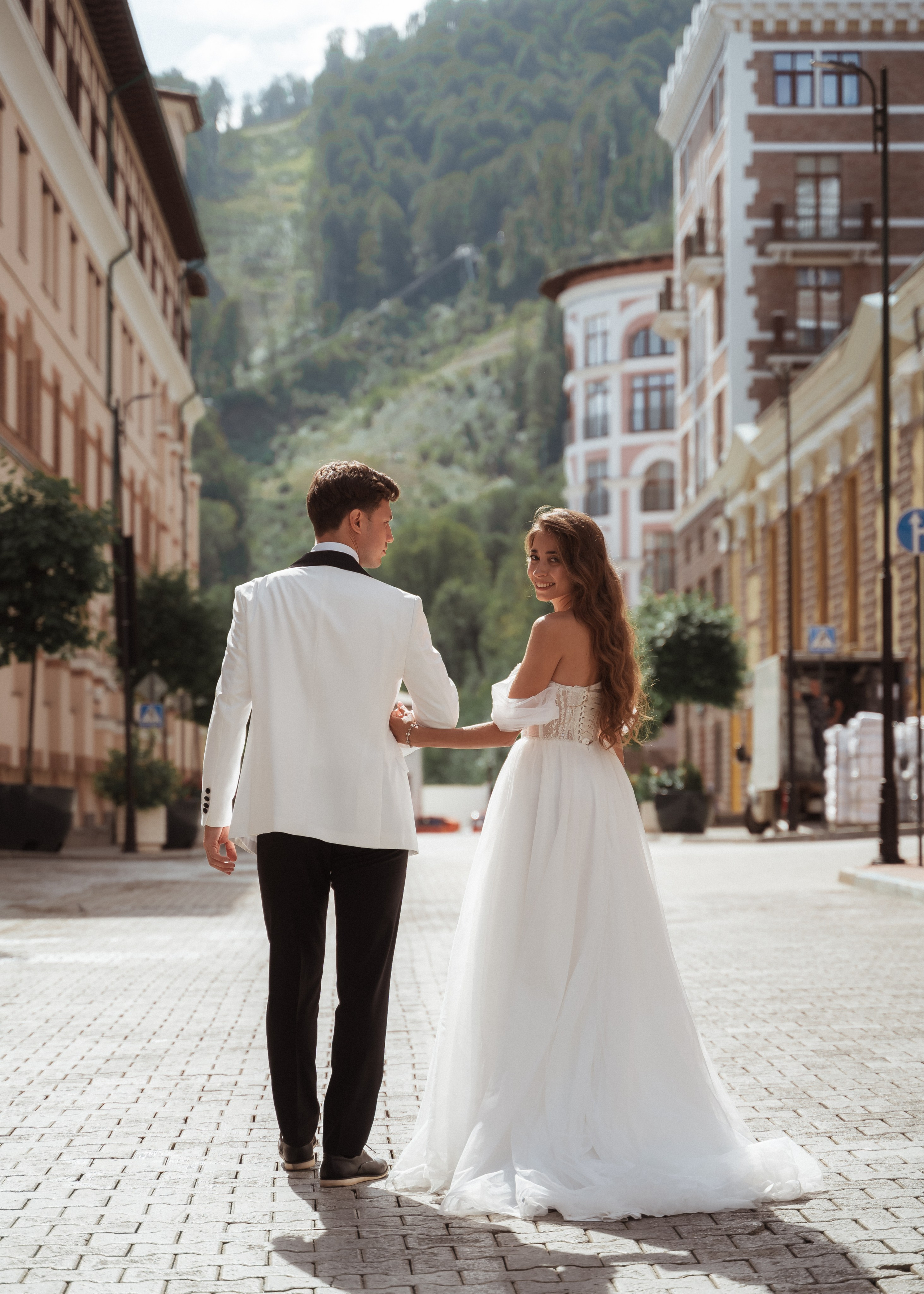 Свадебная фотосессия в Красной Поляне. Фотограф на Пхукете Максим