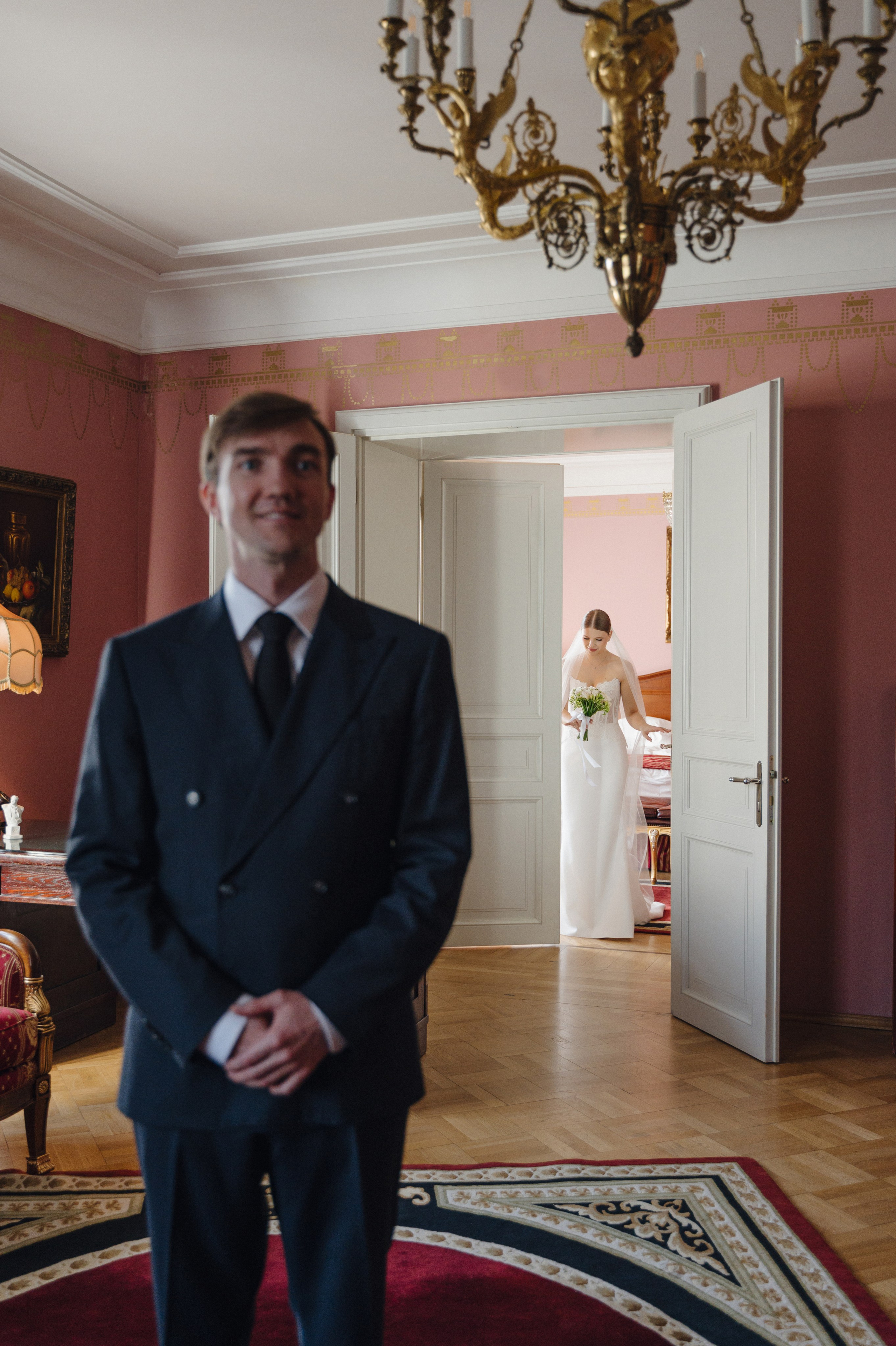 Дмитрий и Луиза. Гостиница Националь и ресторан Белуга. Свадебный фотограф Москва и Санкт-Петербург. Анастасия Чудина