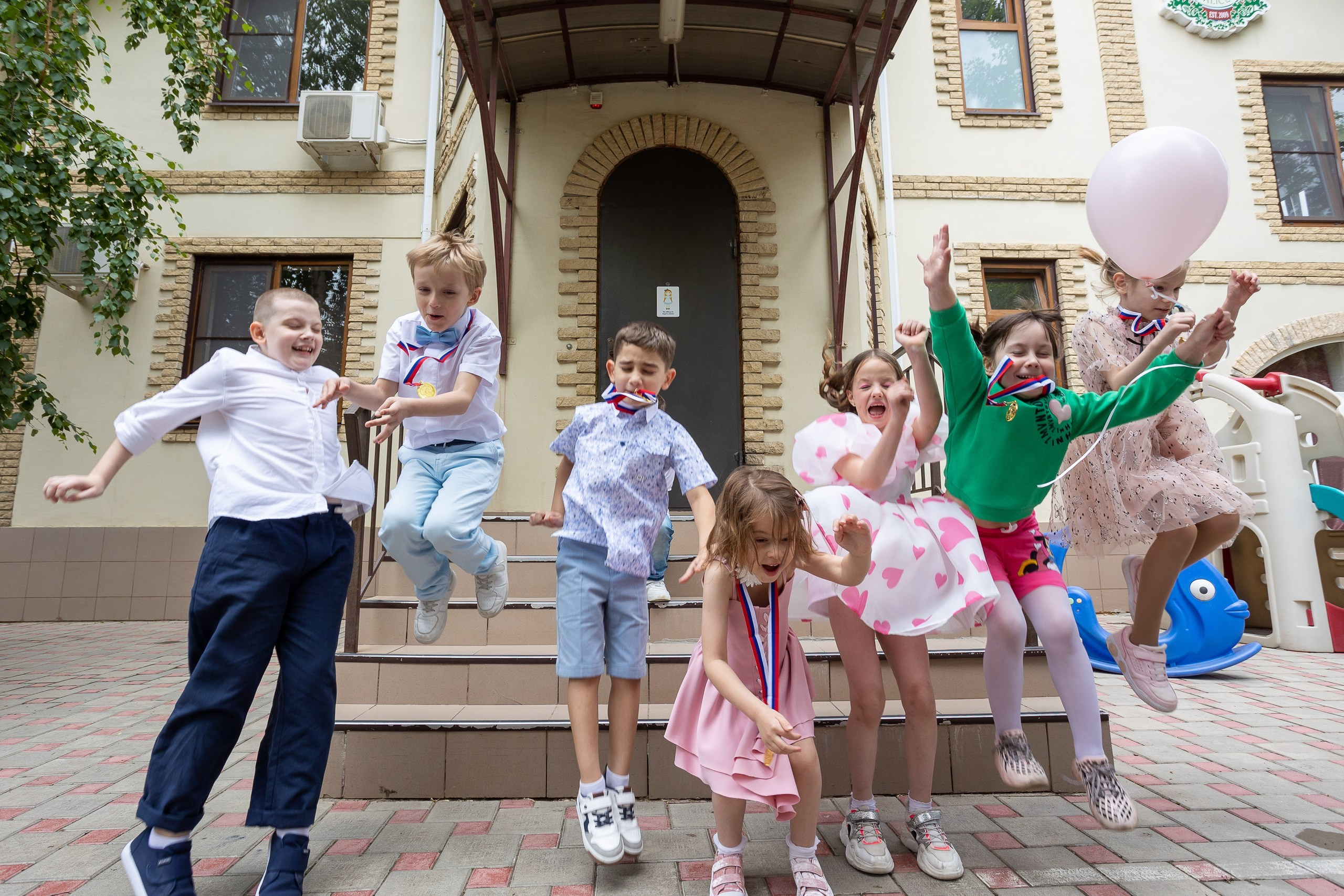 Выпускной Детский сад, 2 часа, 8000. Выпускные альбомы Майкоп, Краснодар Елена Золотарева