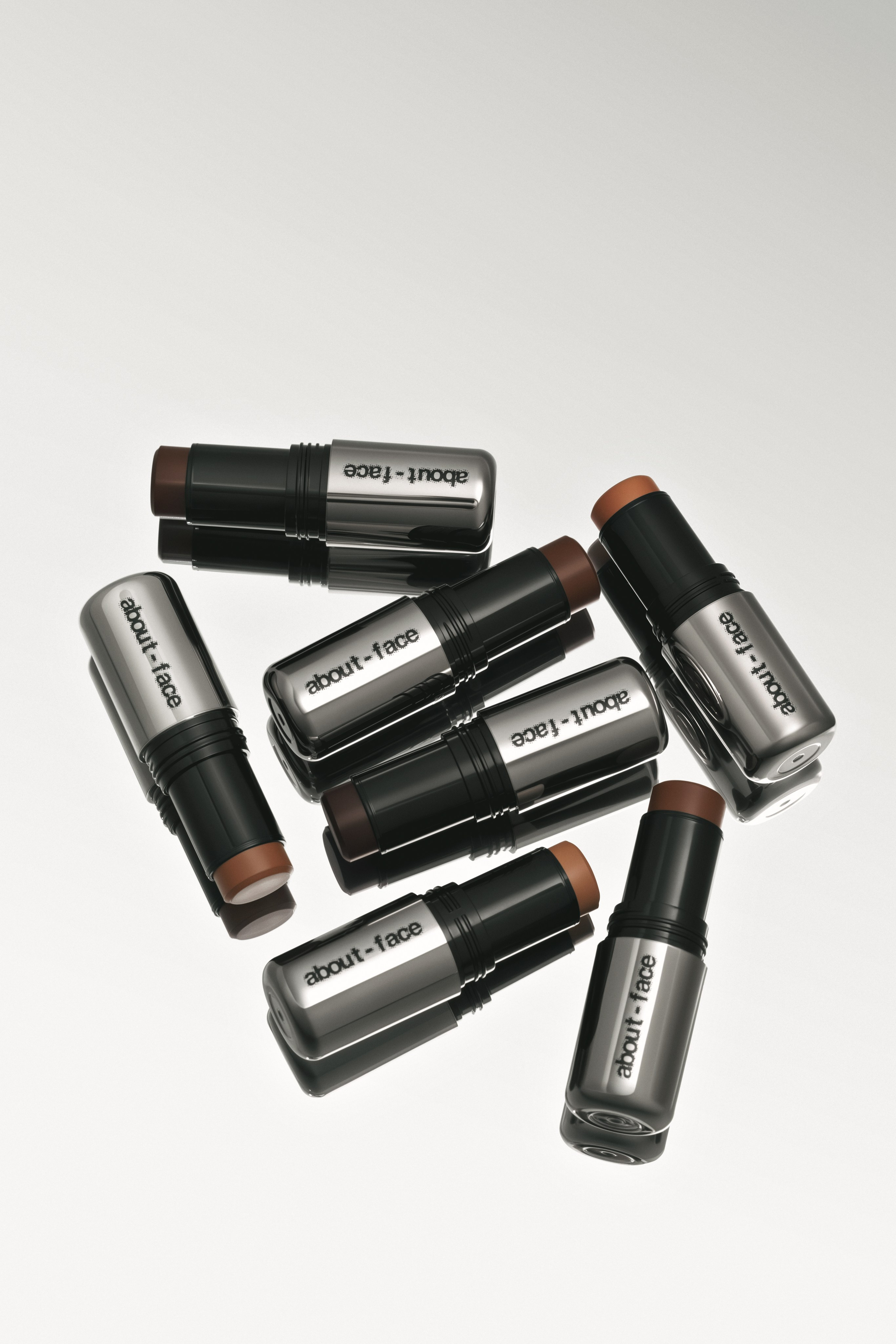 About face Bronzer. Retouching, photo editing, portfolio retoucher