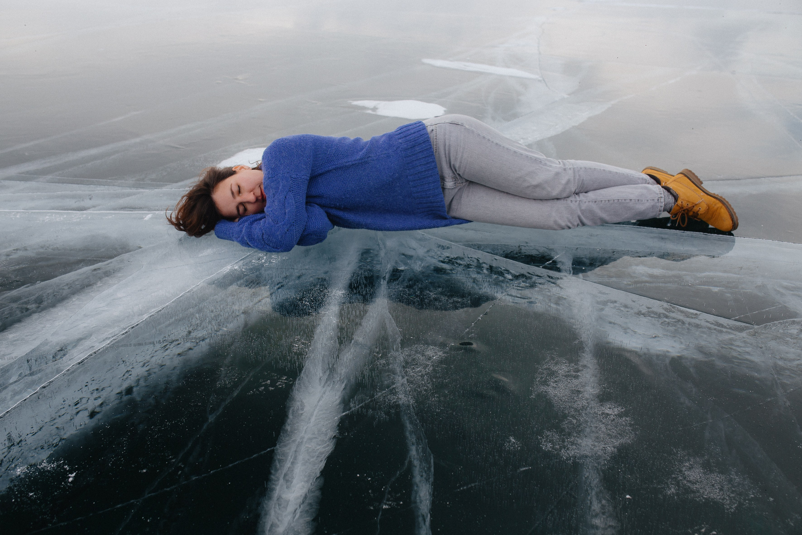 Фотограф Ольхон, Регина