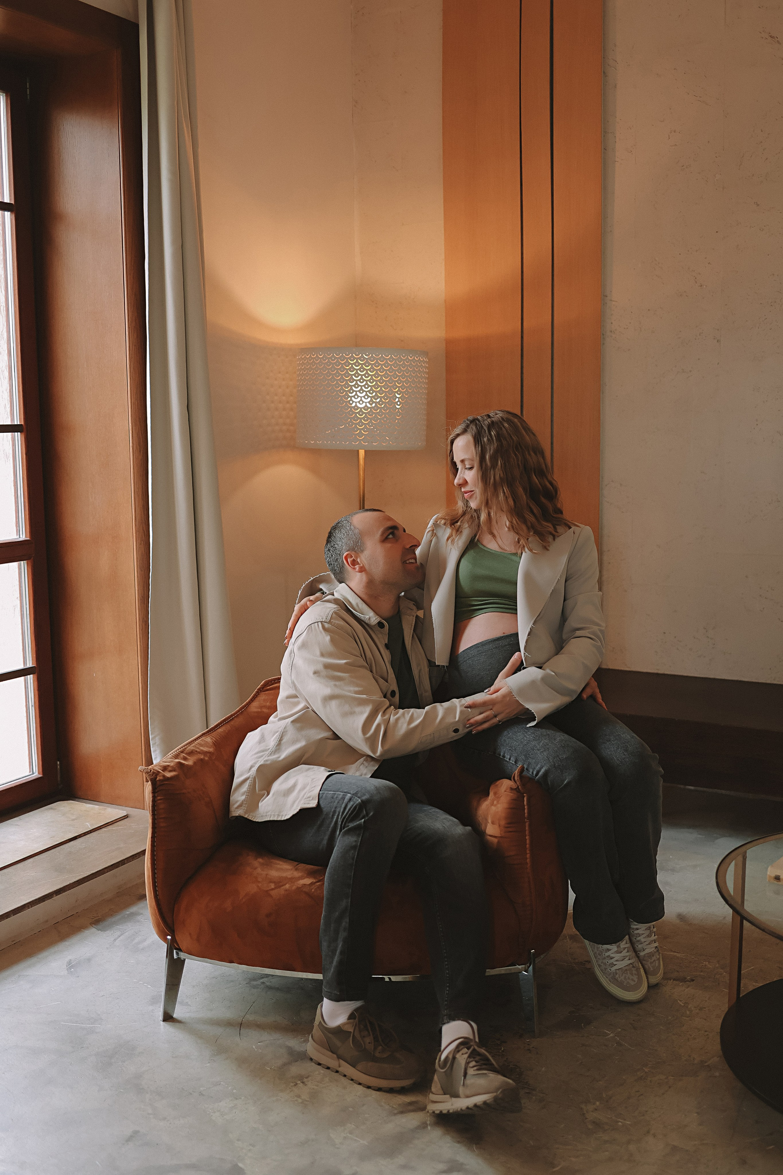 Фататум циклорама и зал. Семейный фотограф Тюмень, фотограф на роды Салмина Мария