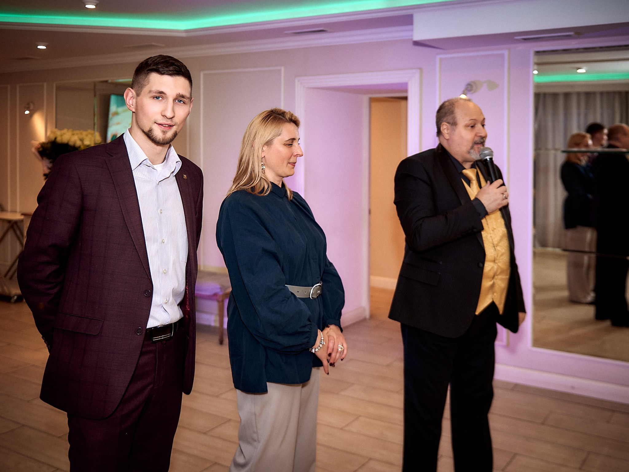 55 лет 💕. Свадебный фотограф, видеограф, рилсмейкер в Санкт-Петербурге и Москве