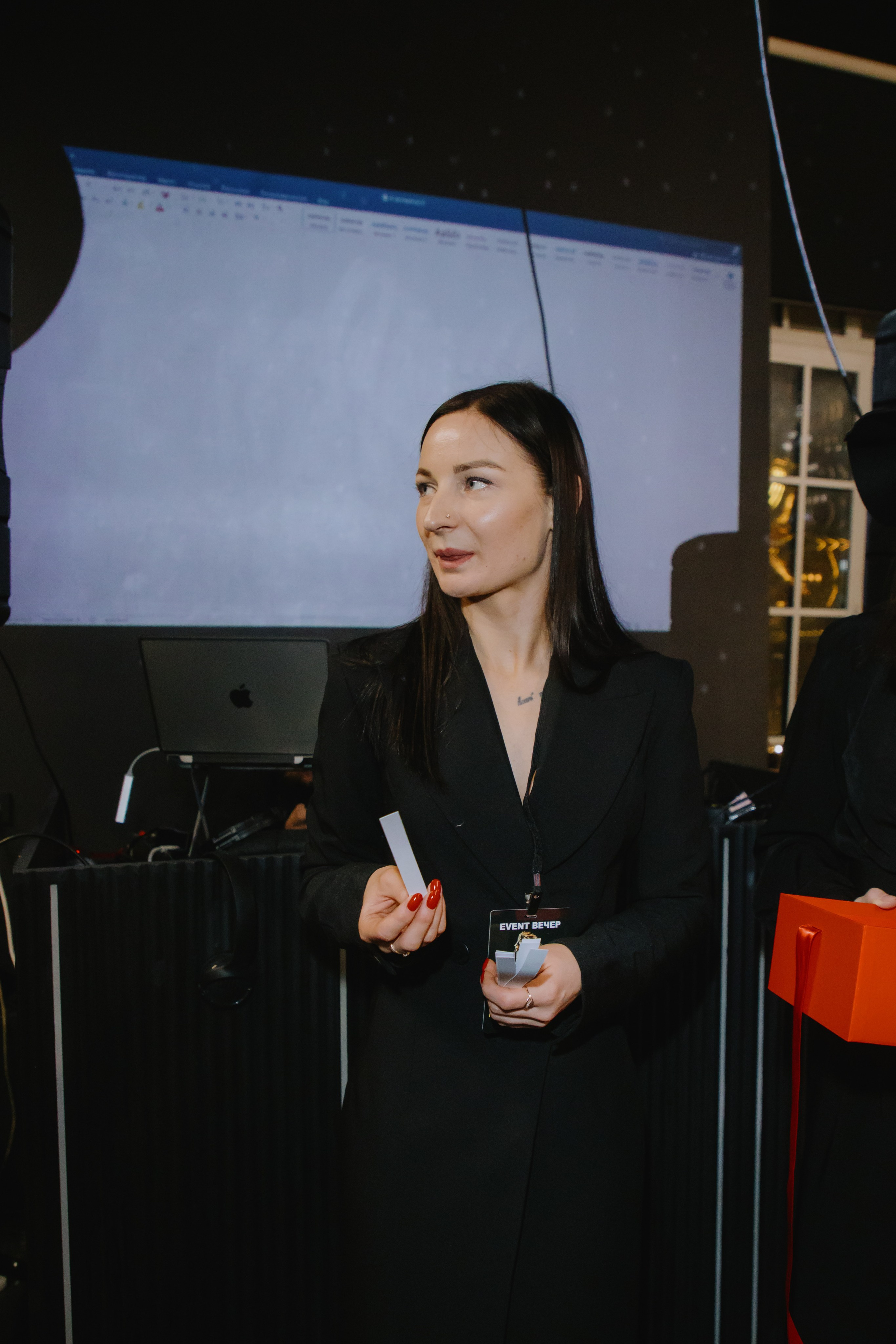 See `You Perfume. Фотограф в Москве и Санкт-Петербурге Дарина