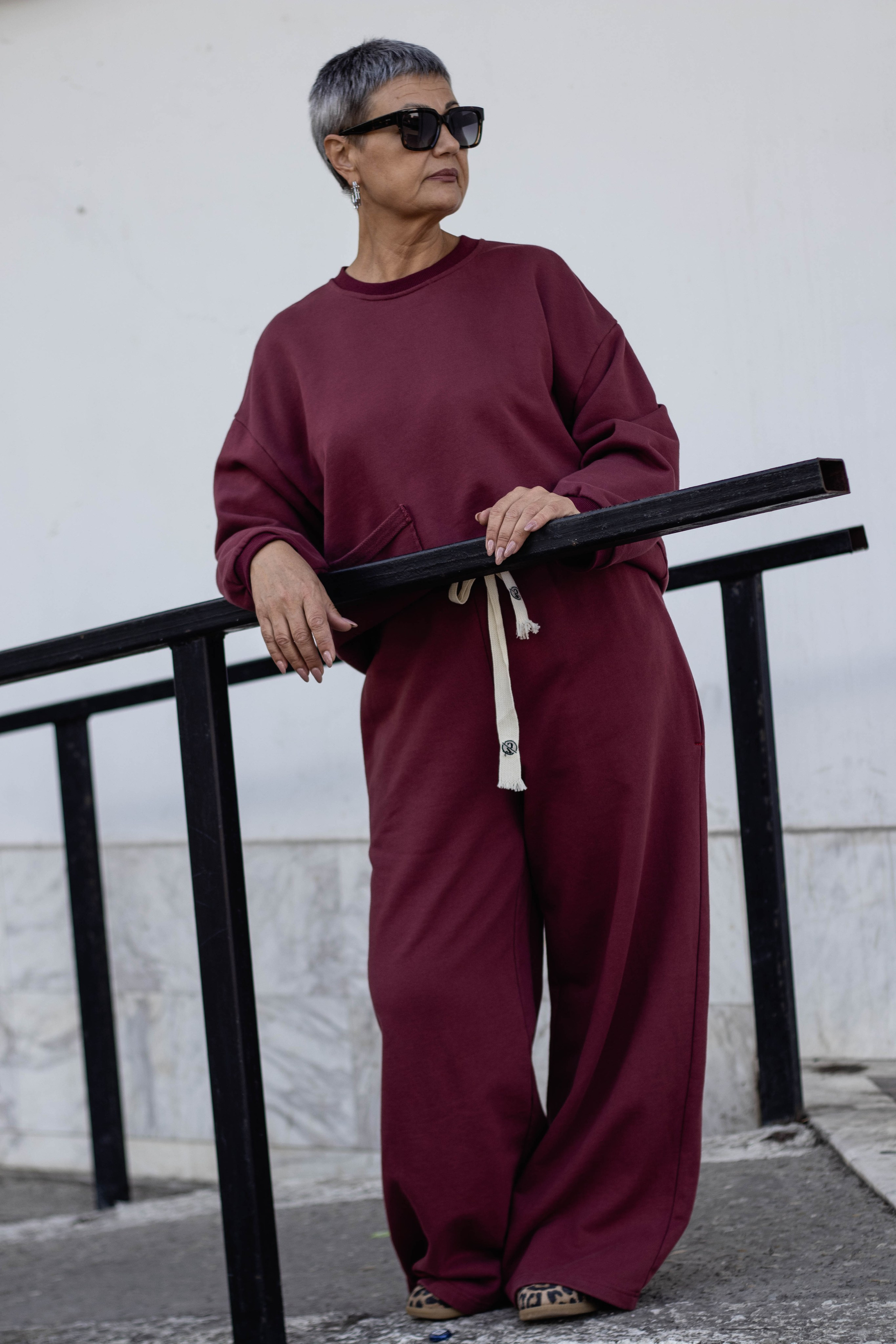 «Она среди улиц: лёгкость и стиль». Уличный фотограф Города N