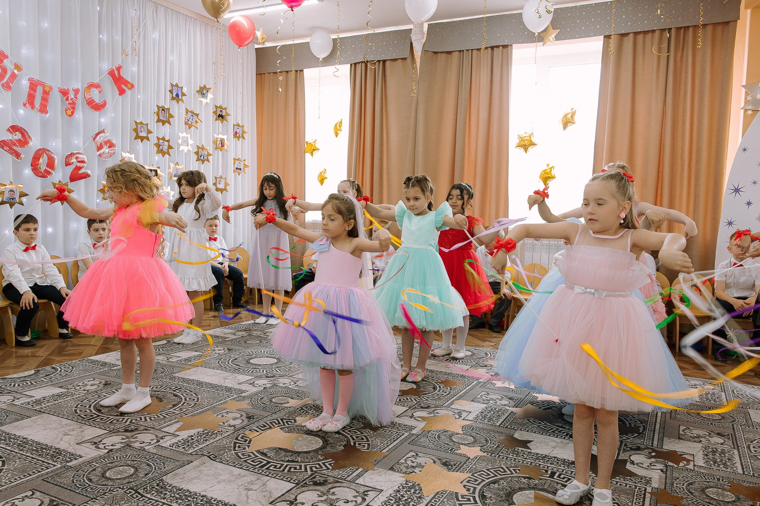 Выпускной в ДС 26. Выпускные альбомы Натальи Бутко: Новороссийск, Анапа, Геленджик