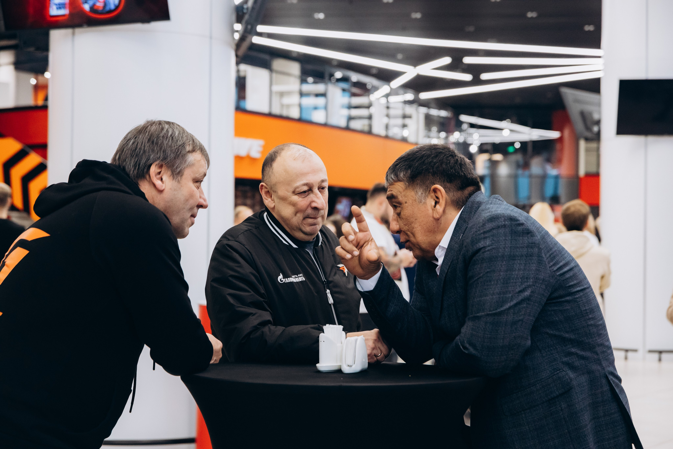 Юбилей G-DRIVE Арены. Свадебный и репортажный фотограф в Омске. Червоткин Никита