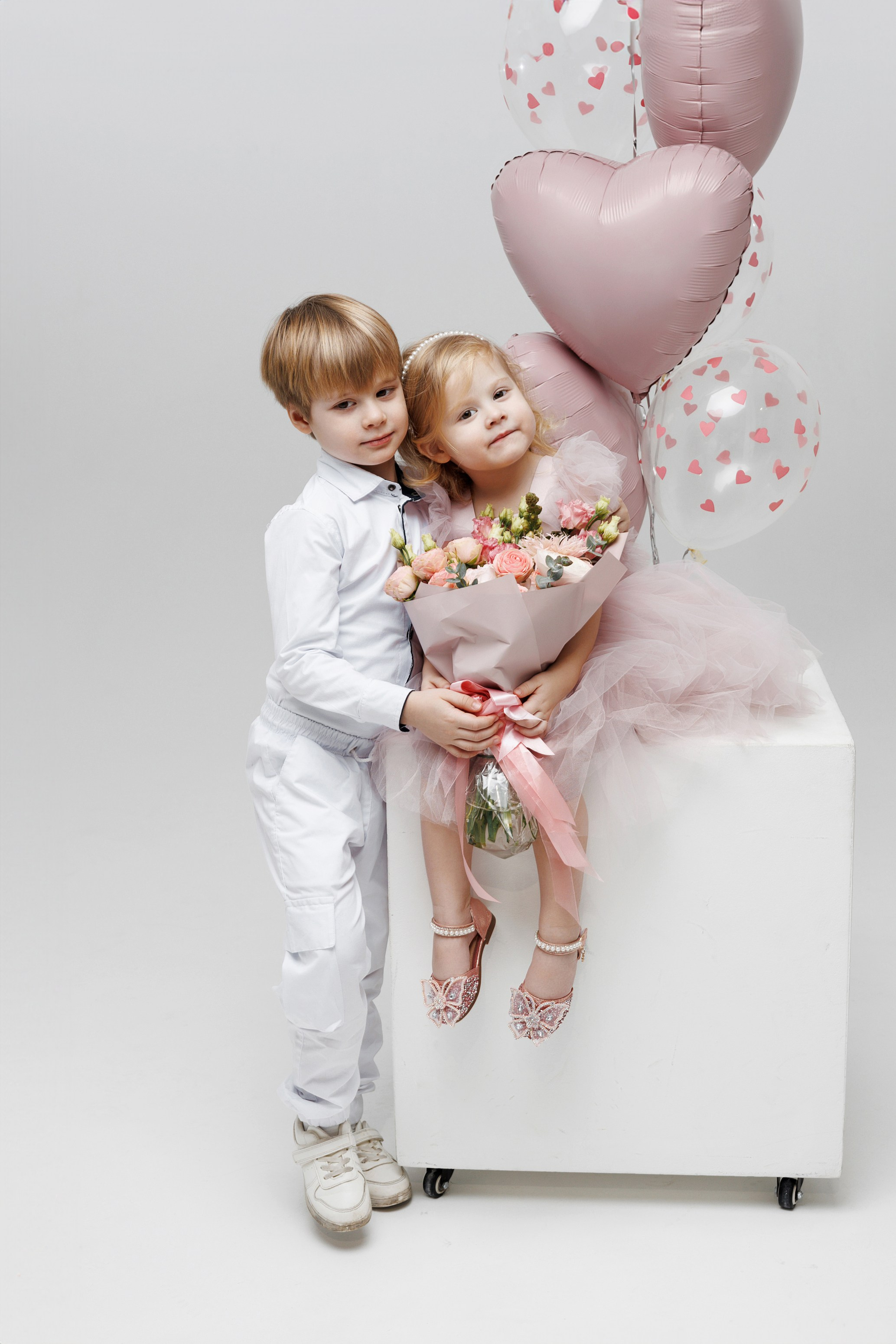 Съемка Дня Рождения Алисы в фотостудии CROSS-STUDIO зал IDEAL. Свадебный и семейный фотограф в Москве и МО Елена Агапова