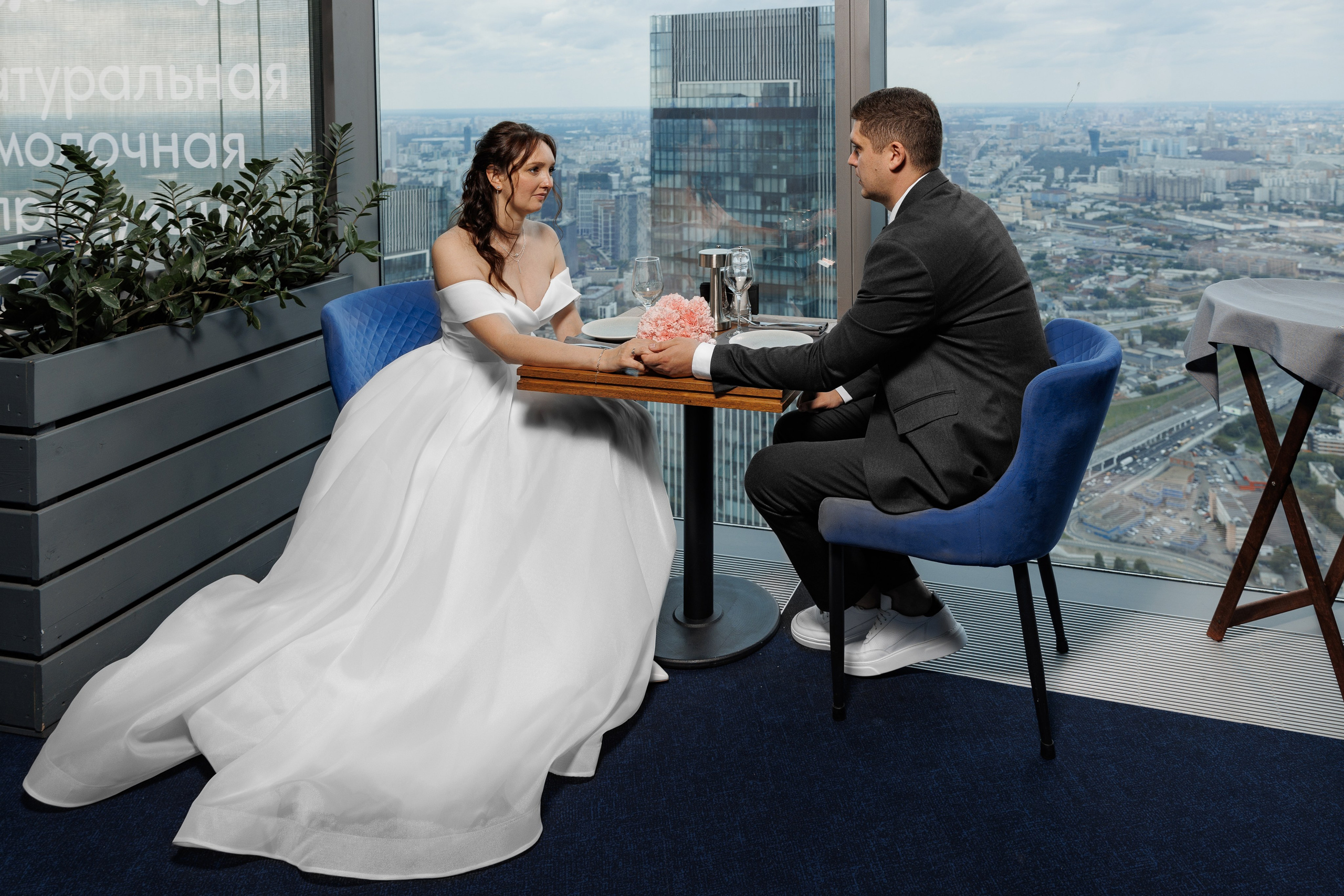 свадебный фотограф москва свадебная съемка молодожены торжество детали портреты групповые снимки