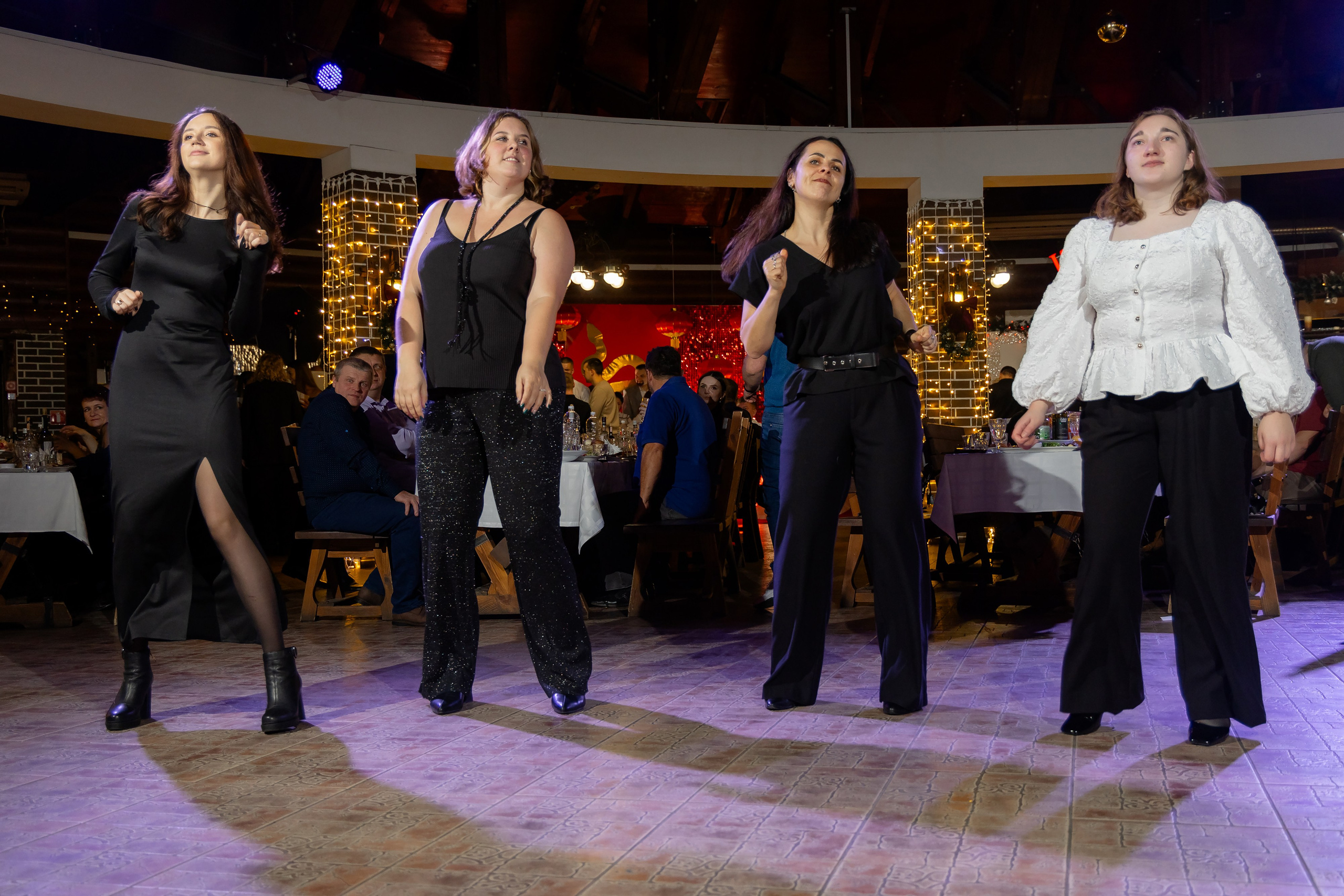 Корпоративная новогодняя съемка для логистической компании ИТА. Свадебный фотограф в Минске/Беларуси Сергей Спиридонов