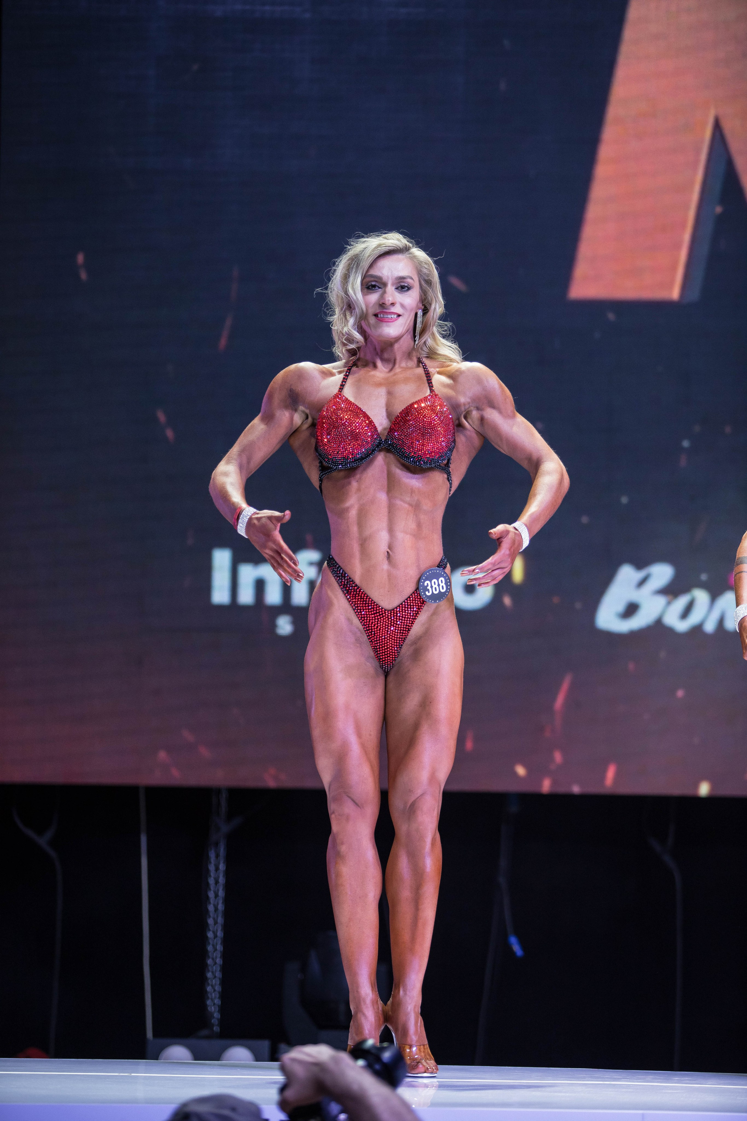 NBC8. Фотограф — художник в Москве Васильева Юлия