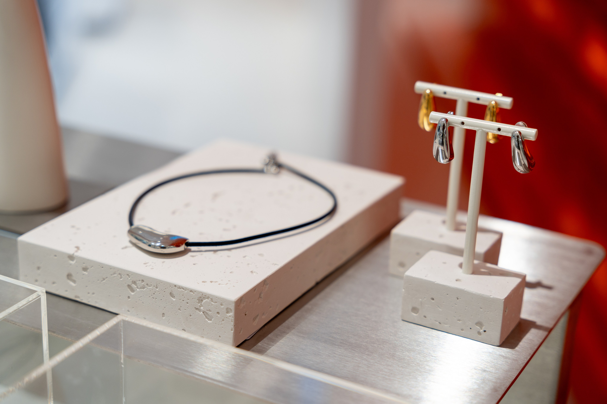 Интерьерная фотосъемка магазина Ekonika в Краснодаре — обувной бренд Профессиональная фотосъемка Ekonika — фирменный магазин в Краснодаре. Шедевры для Вас! Фотограф и Видеограф в Краснодаре Пахиев Руслан