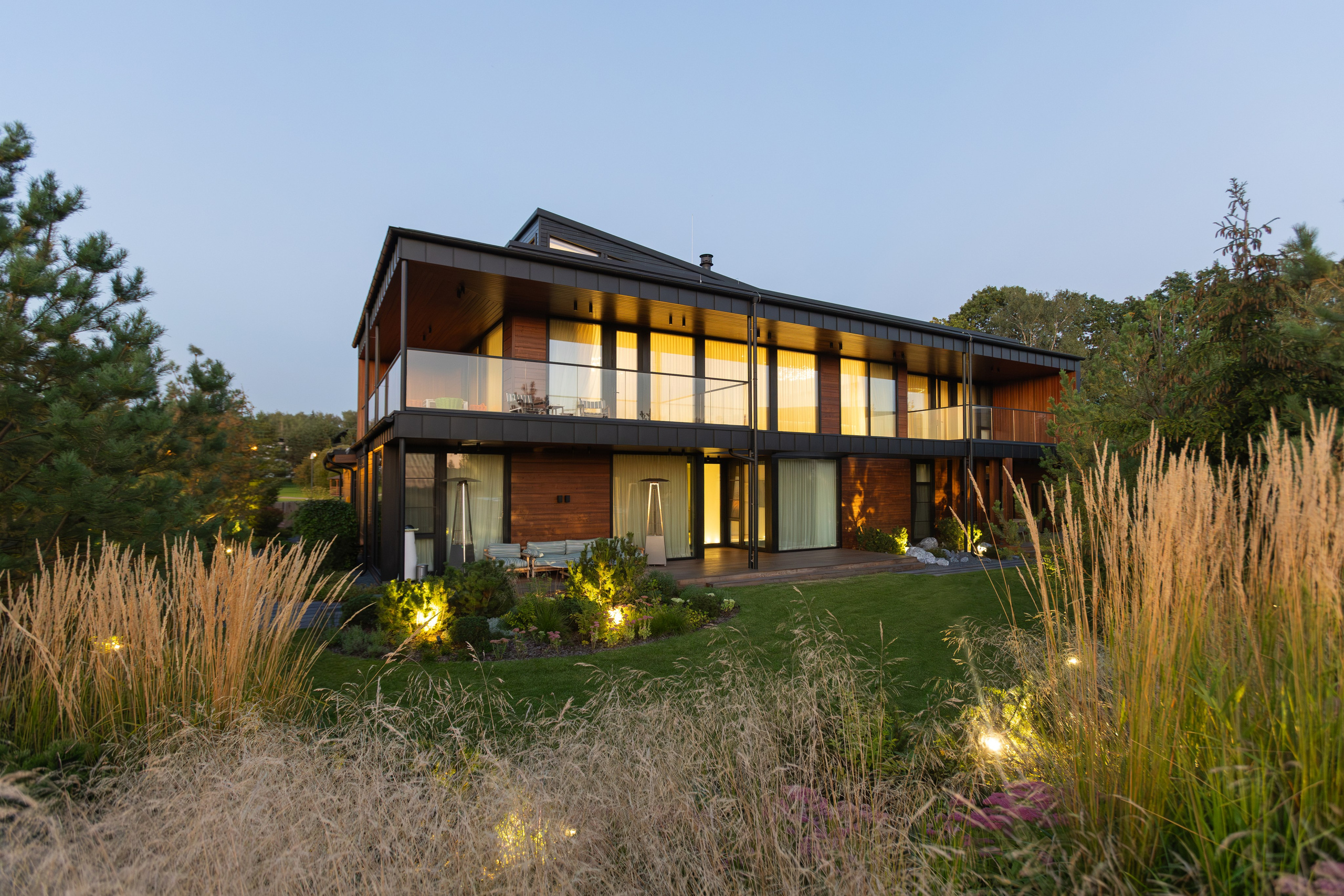 Фотограф Алексей Байков: репортажная, деловая и интерьерная фотосъёмка