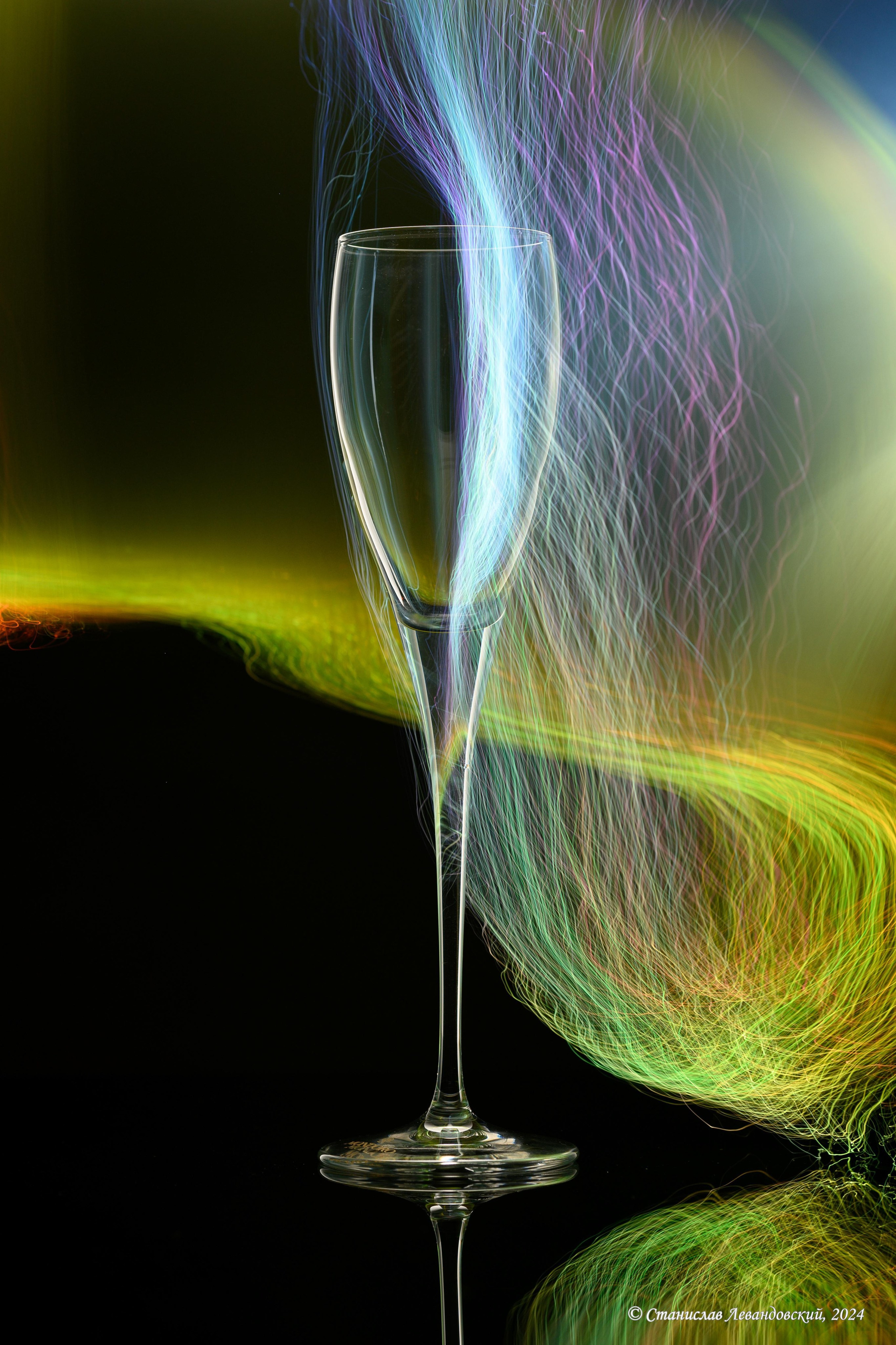 Предметы с глянцевой поверхностью. Предметный фотограф в Москве Станислав Левандовский