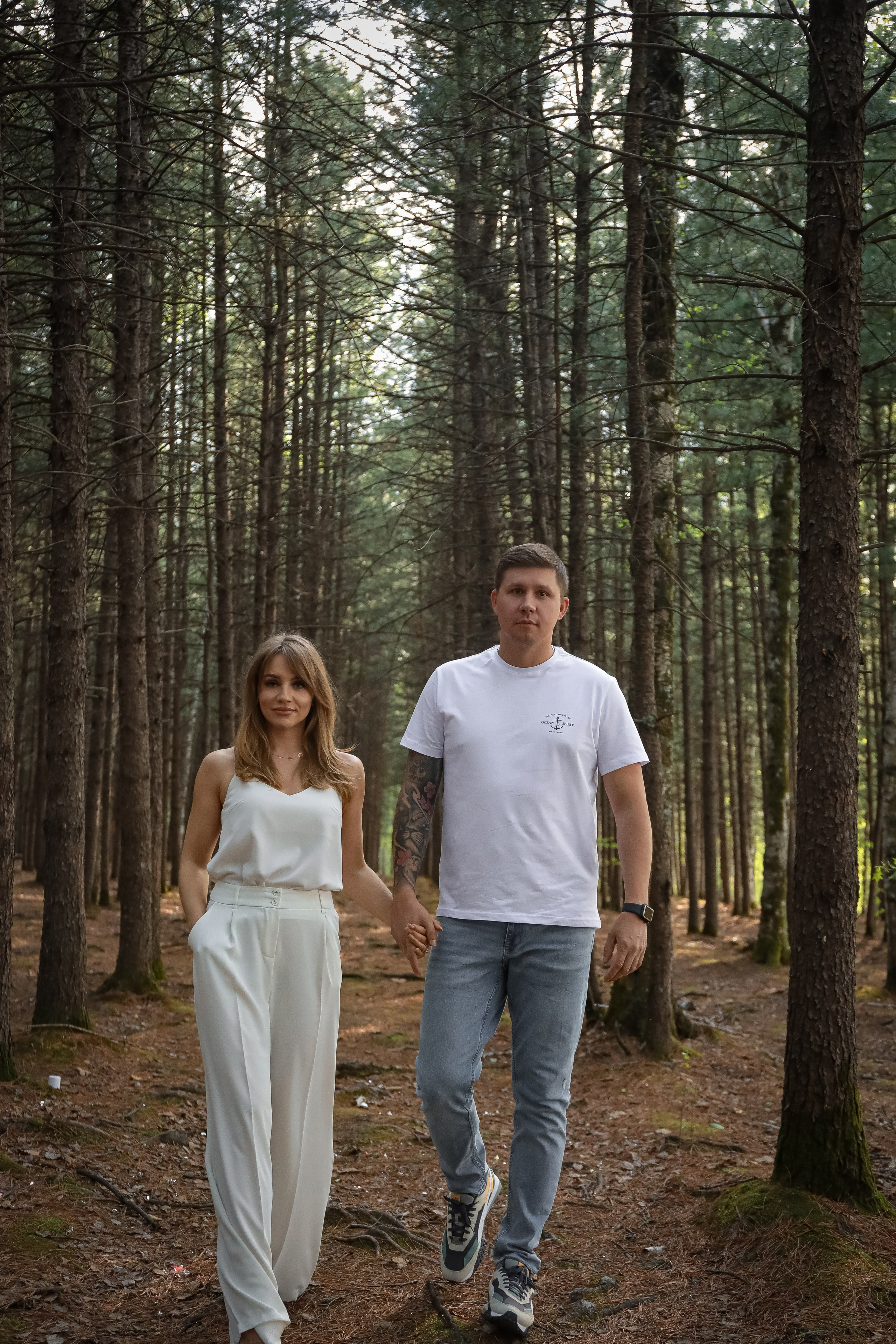 В сосновом лесу. Фотограф г. Хабаровск. Семейные и индивидуальные съёмки