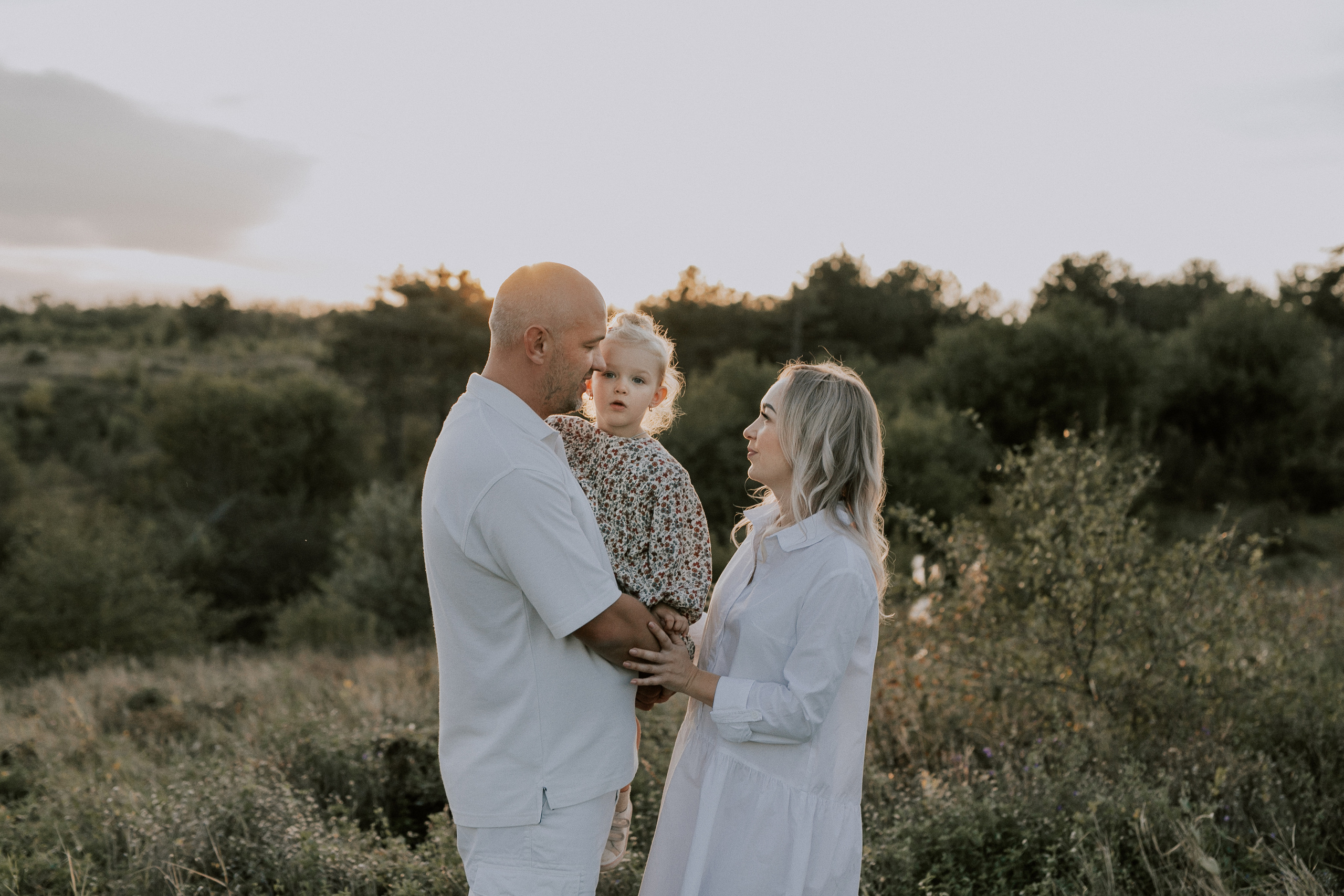 Люда и Сергей с малышкой Полиной. Семейный фотограф в г. Ростову-на-Дону Козлова Евгения