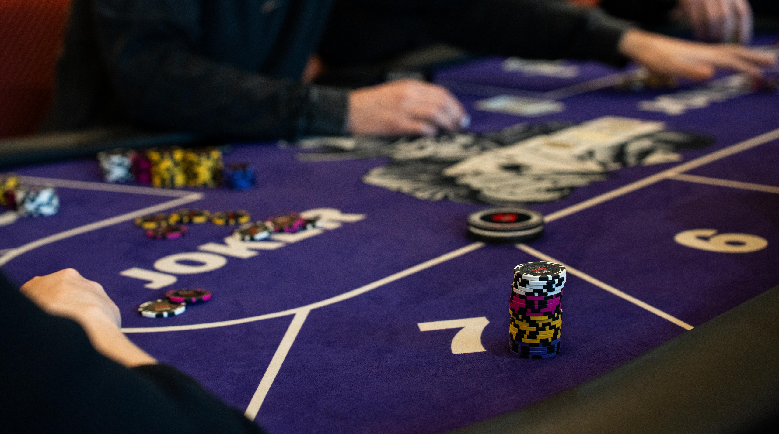 Joker Poker Club 28.02.2026. Коммерческий и художественный фотограф и видеограф в Москве Арсений Тургенев