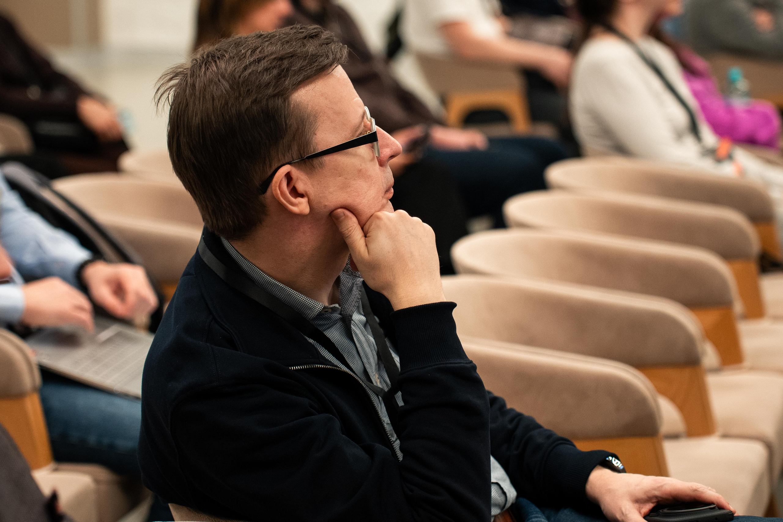 Global Tech Forum 27.03.2026. Коммерческий и художественный фотограф и видеограф в Москве Арсений Тургенев