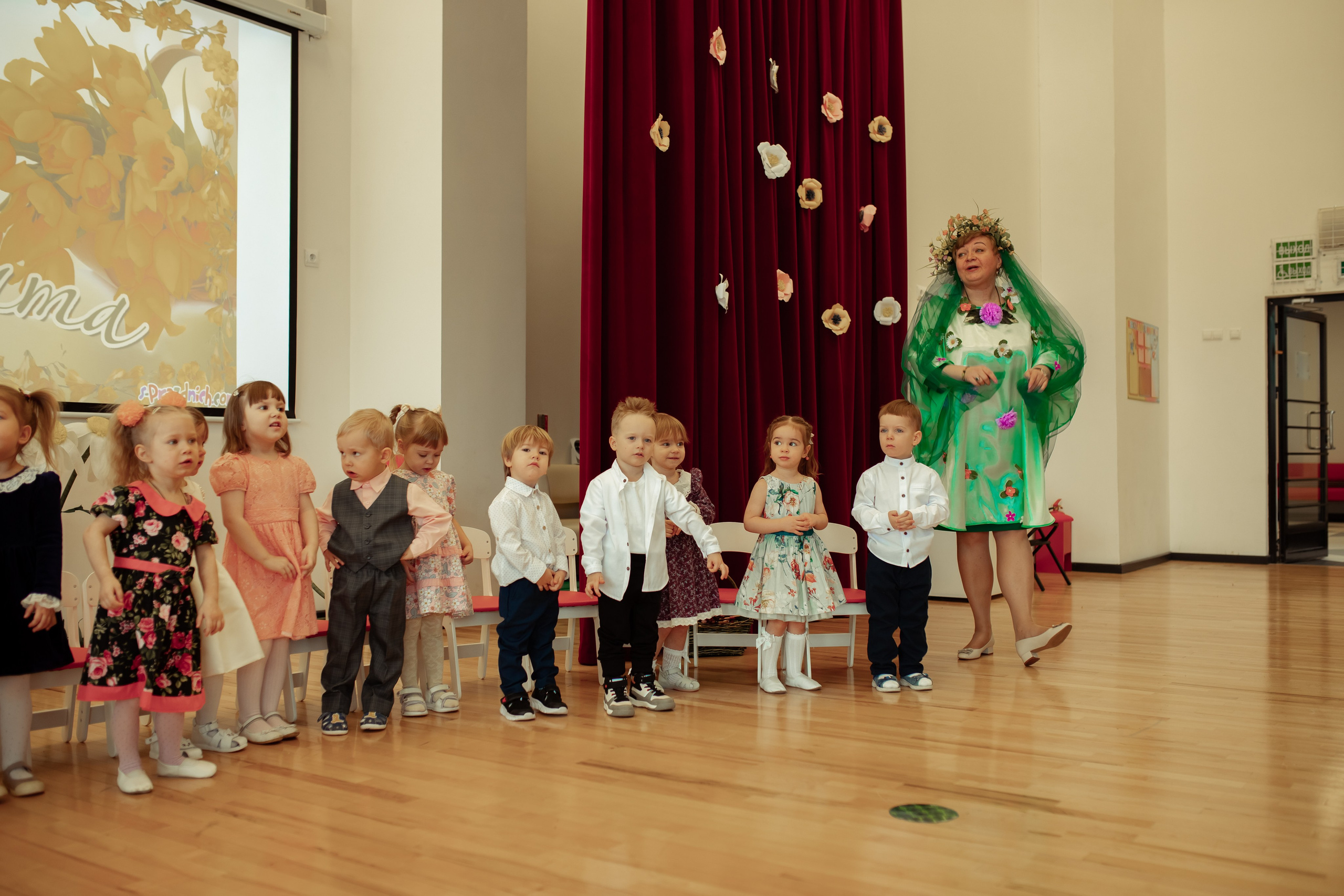 Праздник весны в детском саду. Семейный и детский фотограф в Москве Дорогова Екатерина