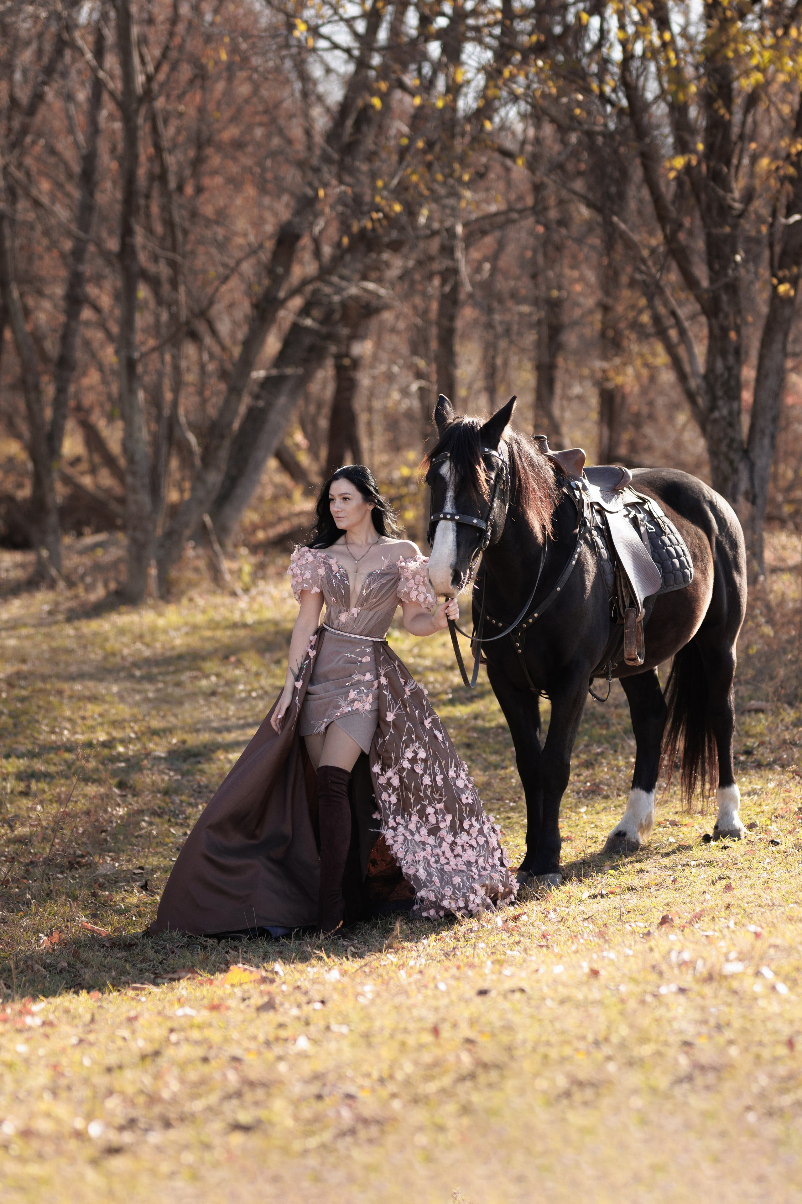 Марина с лошадьми. Фотограф женского портрета, беременности и материнства Харькова Елена