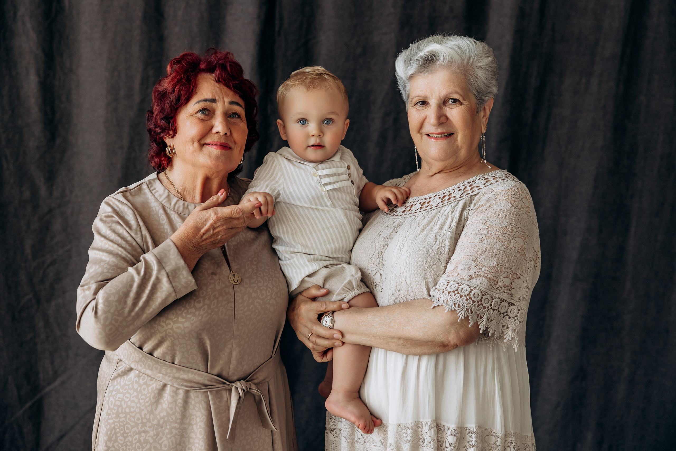 Анастасия и семья. Фотостудия Нюд. Фотограф в Калининграде свадебная фотография, репортажная, фотосессии