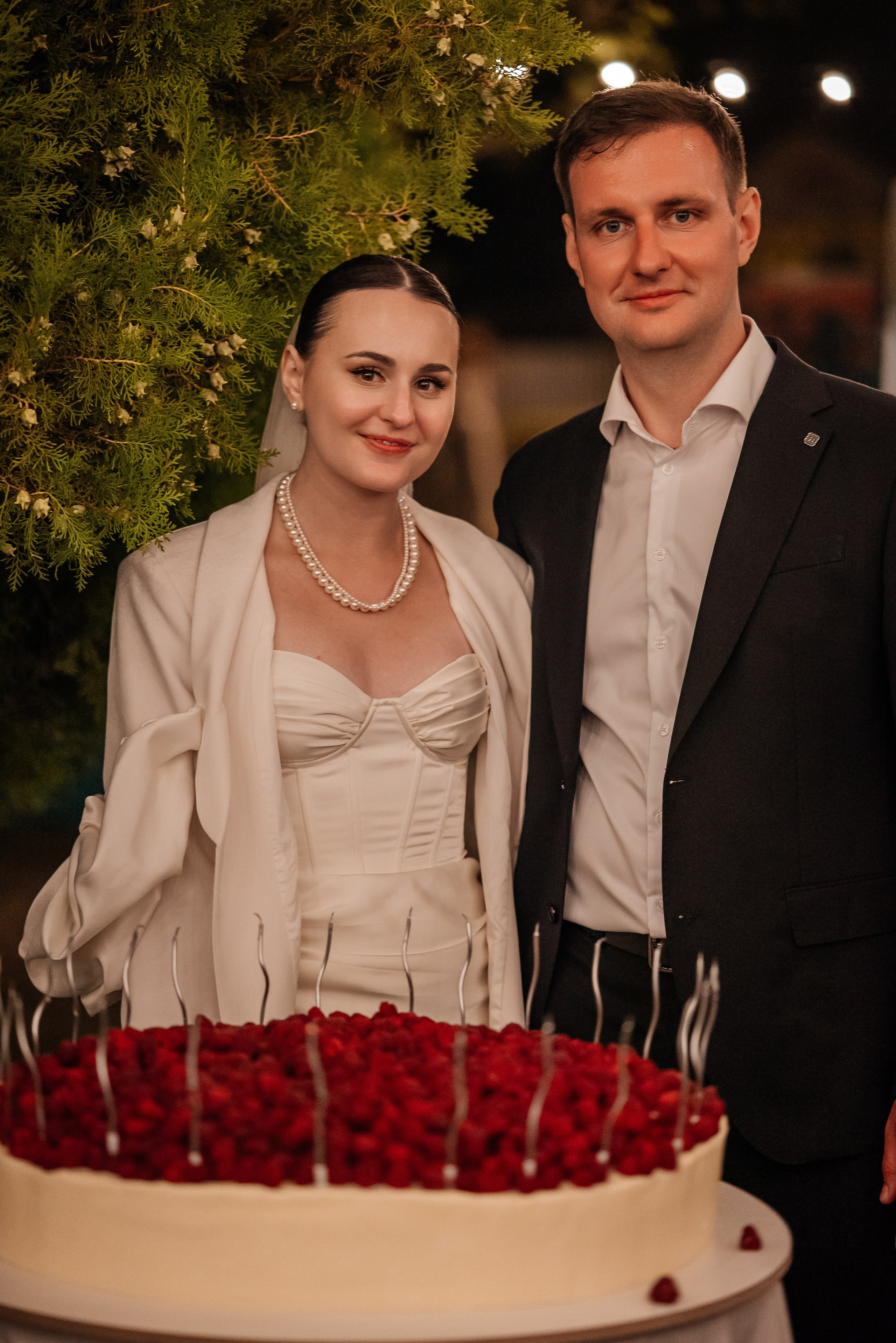 «Свадьба Даши и Артема». Школьный фотограф в Валуйках. Фотосессии для выпускников и изготовление выпускных альбомов в городе Валуйки и в Белгородской области