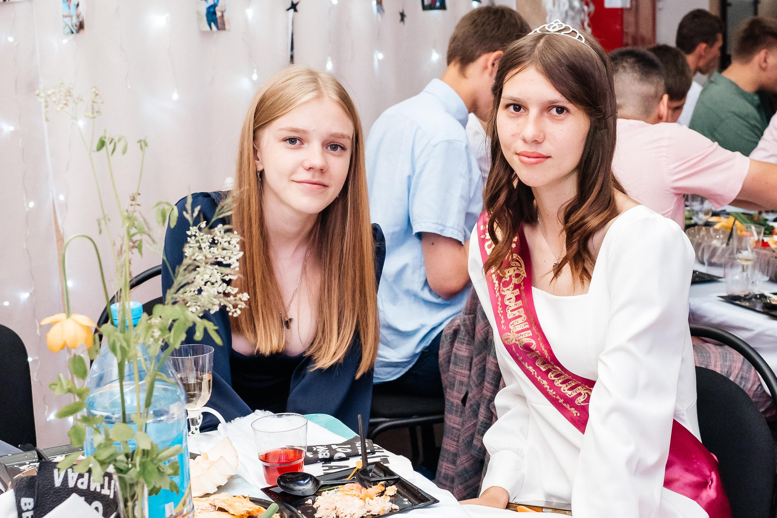 Выпускной. Фотограф свадебный, семейный, детский. Изготовление выпускных альбомов