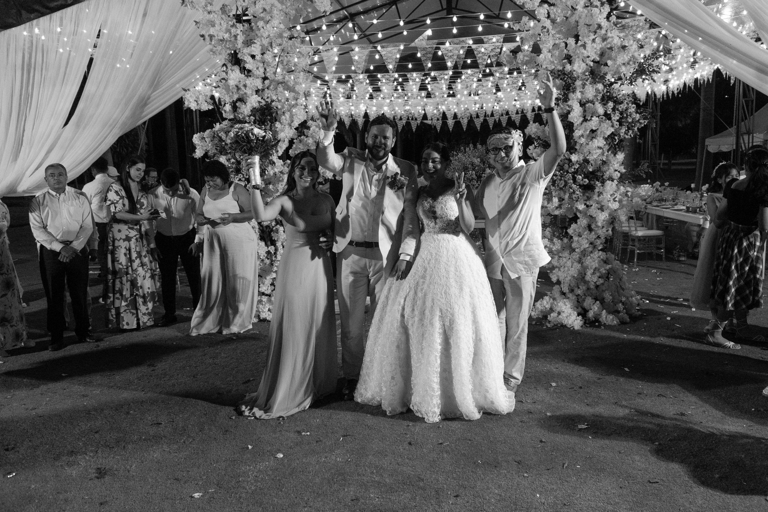 Carola & Gerson. Wedding Photographer in Barcelona and Medellin