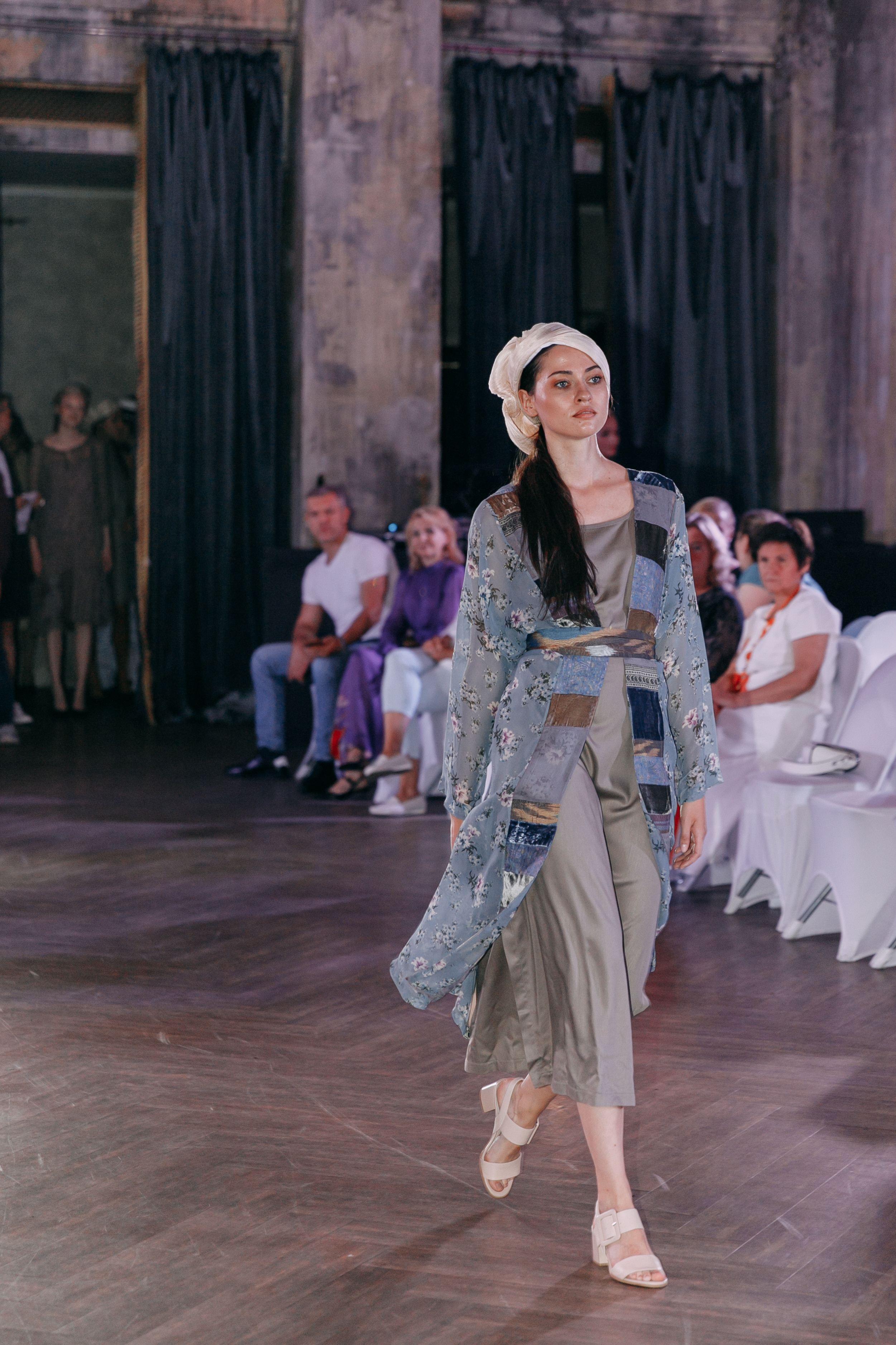 Аллея моды. Фотограф и ретушёр Мария Гущина