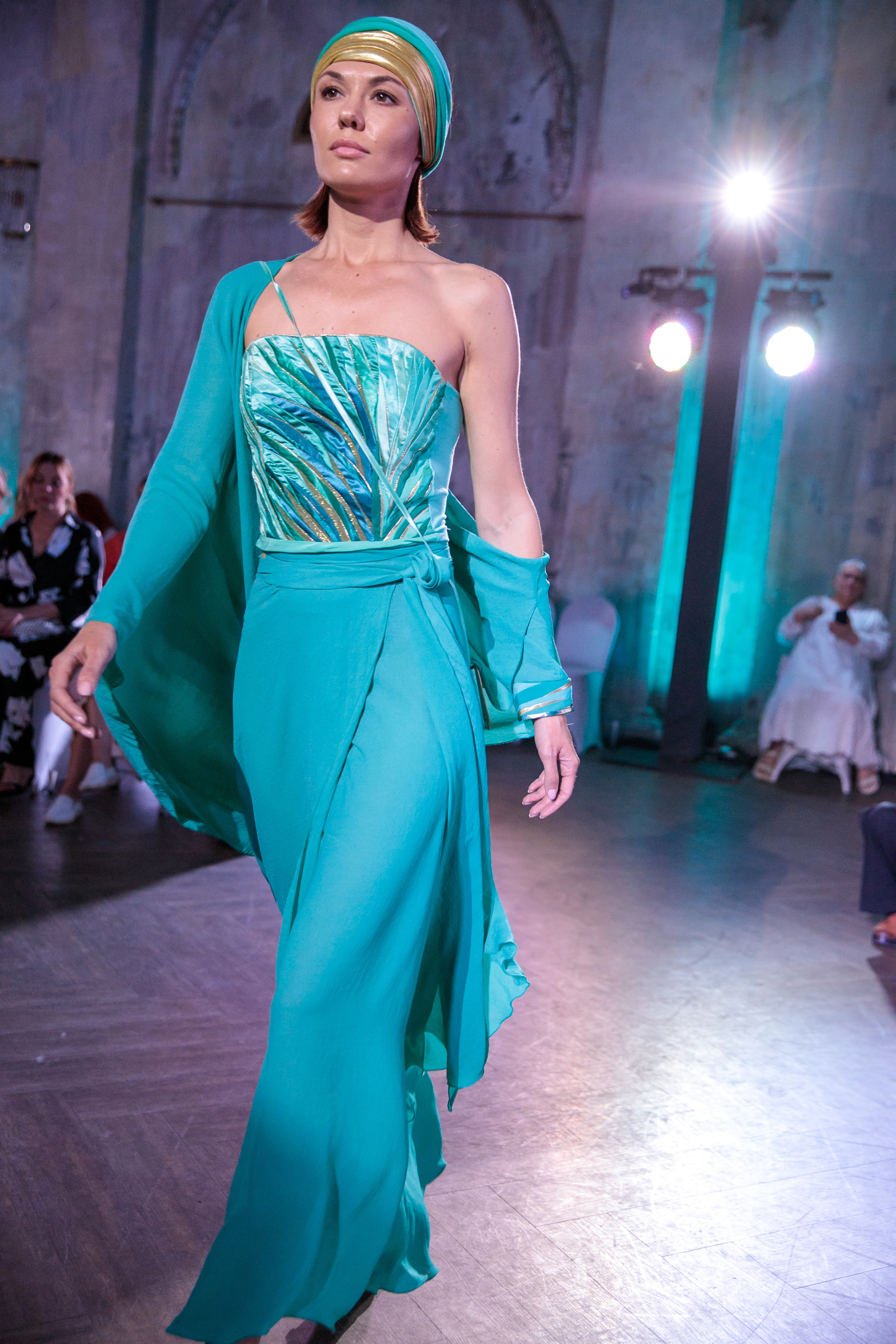 Аллея моды. Фотограф и ретушёр Мария Гущина