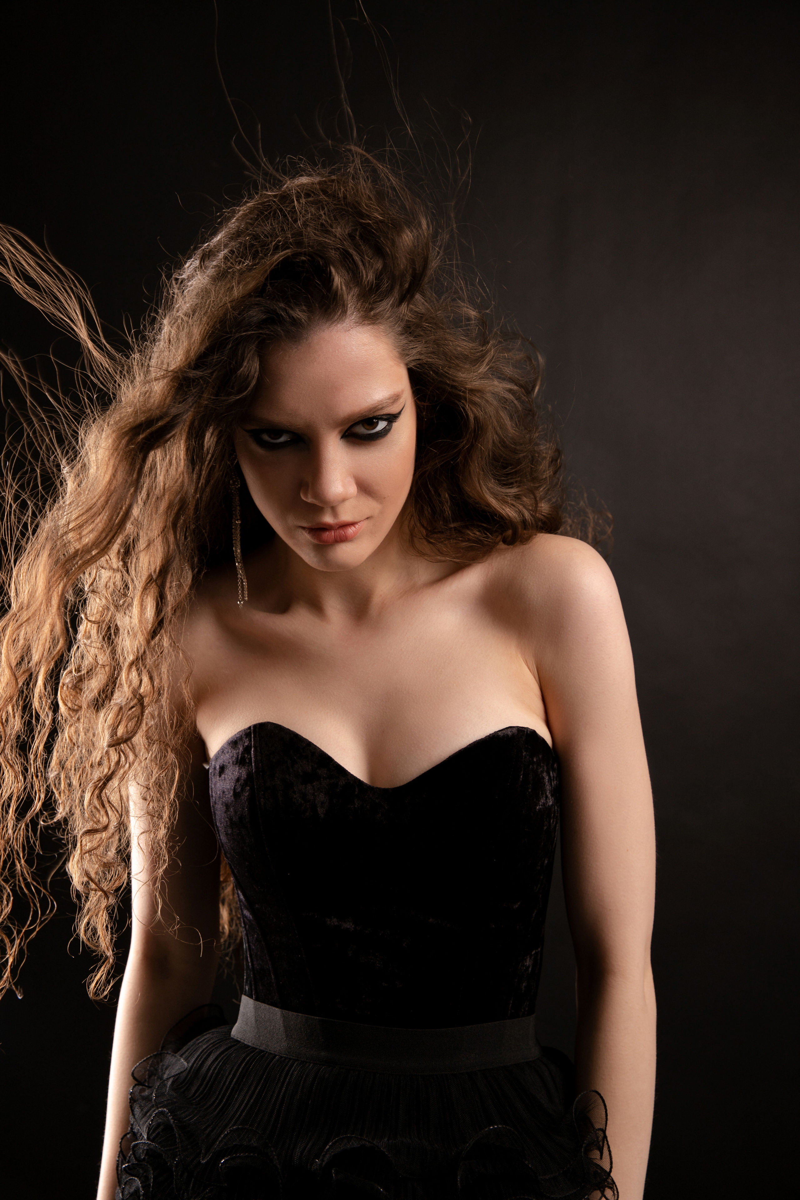 Мультибрендовая съёмка для Центральной гелереи дизайнеров. Фотограф и ретушёр Мария Гущина