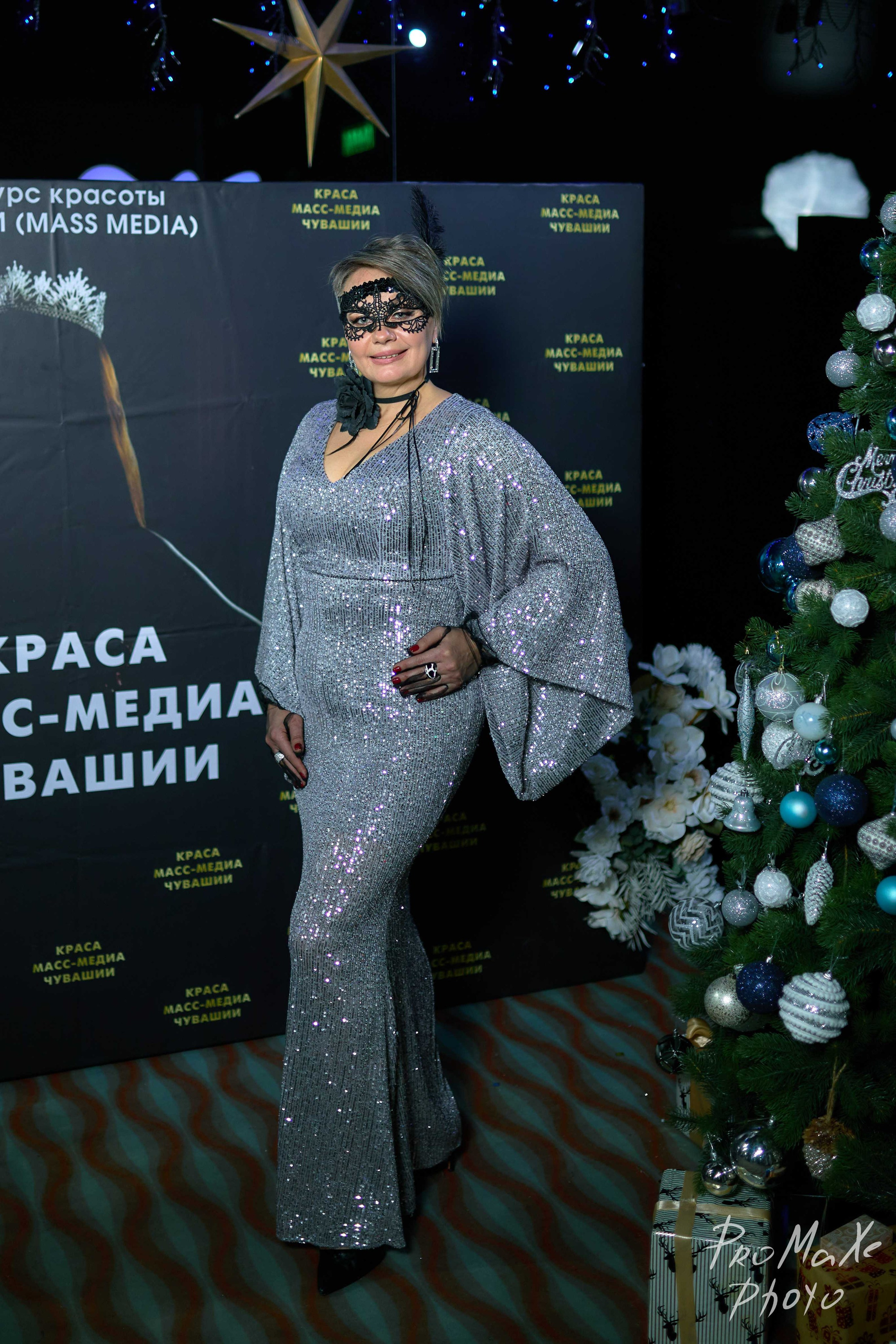 Фотозона КРАСА МАСС-МЕДИА ЧУВАШИИ. Владимир Суздалов (ProMaXe) — Портретный фотограф, тематические фотосессии в Чебоксарах