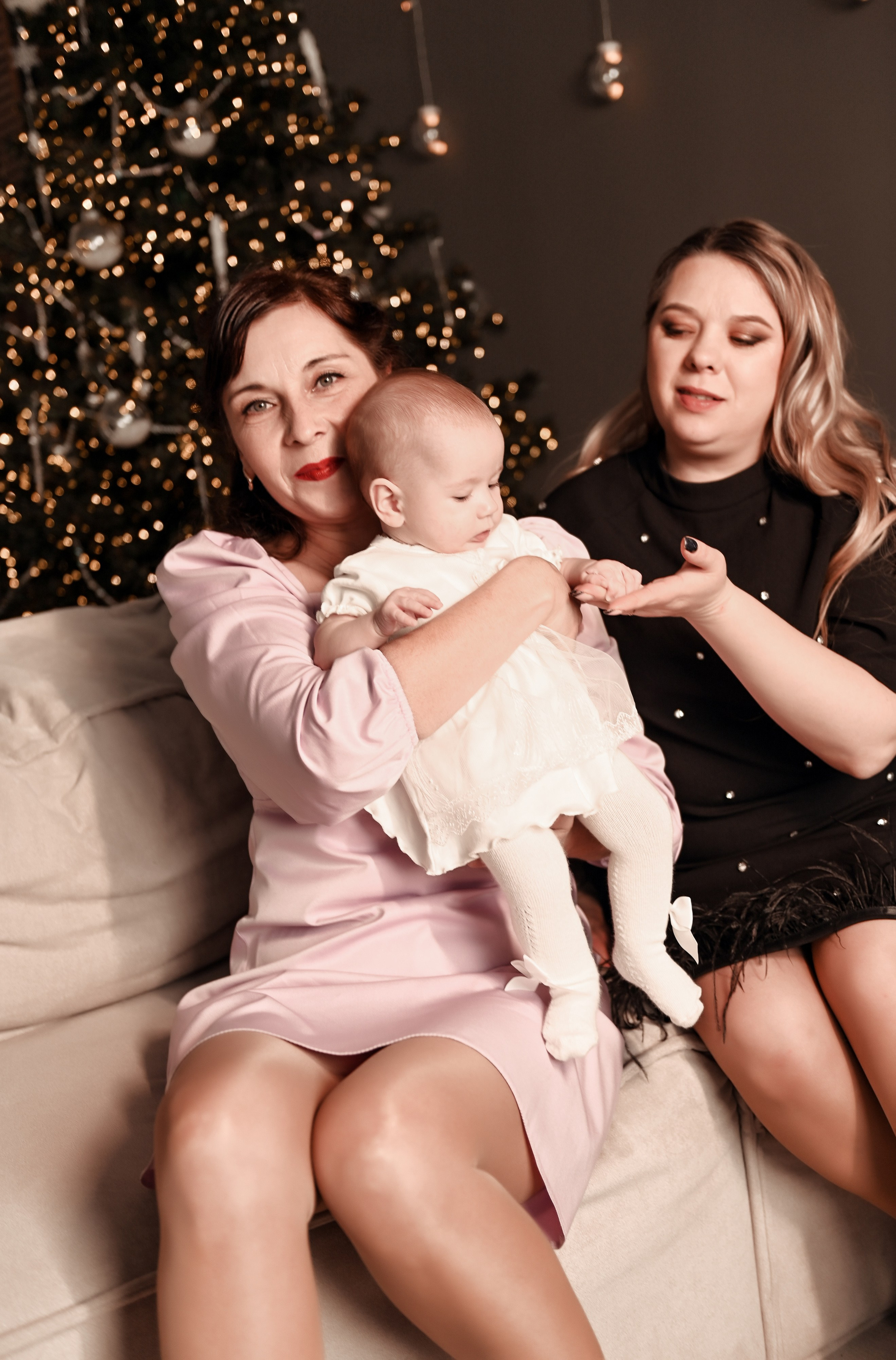 Новогодняя семейная. Свадебный, семейный, детский, контент фотограф в Омске Максим Ильин