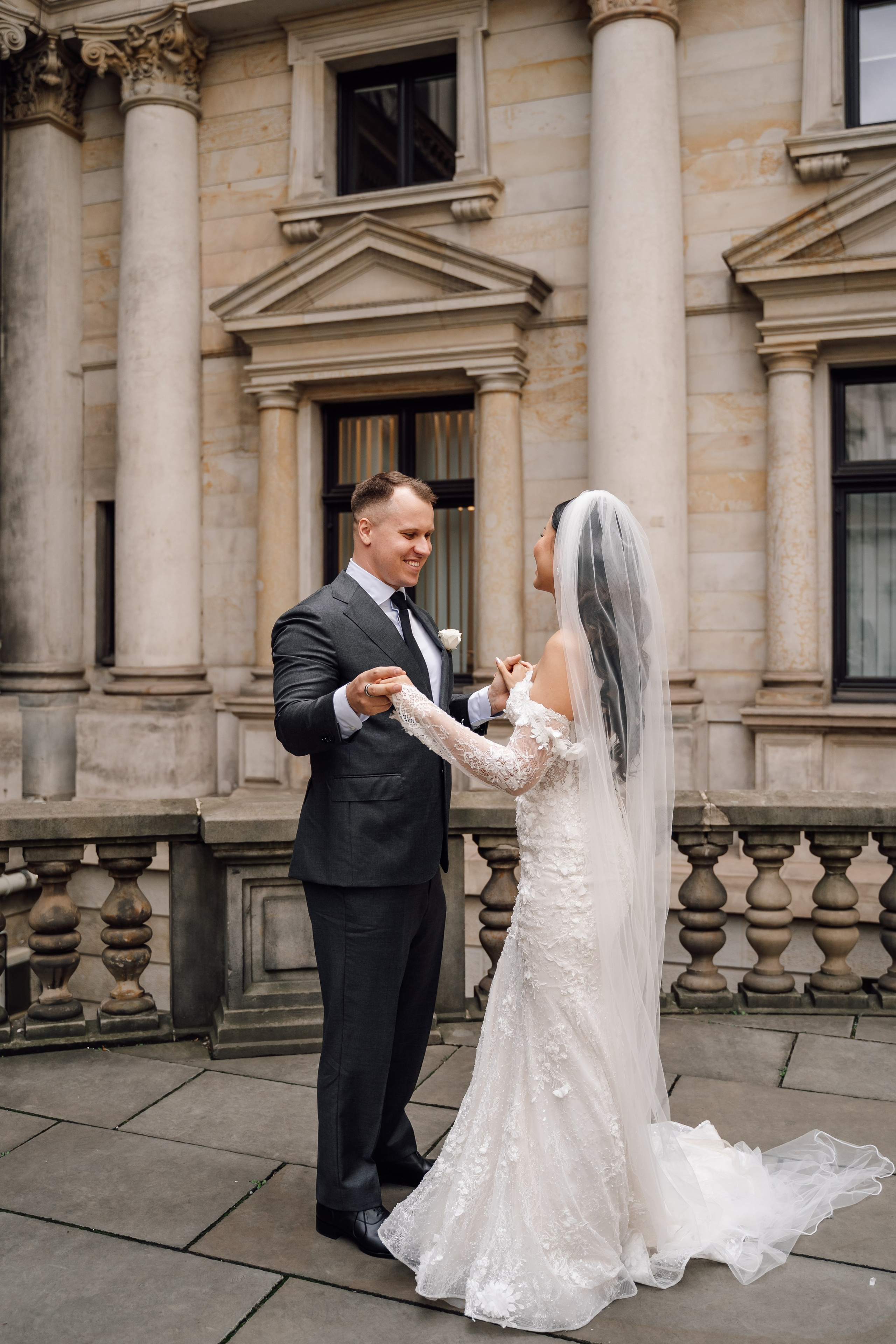 KYIAL&SWORN. Anastasiia Vainer – Hochzeits- und Porträtfotografin in Deutschland und ganz Europa