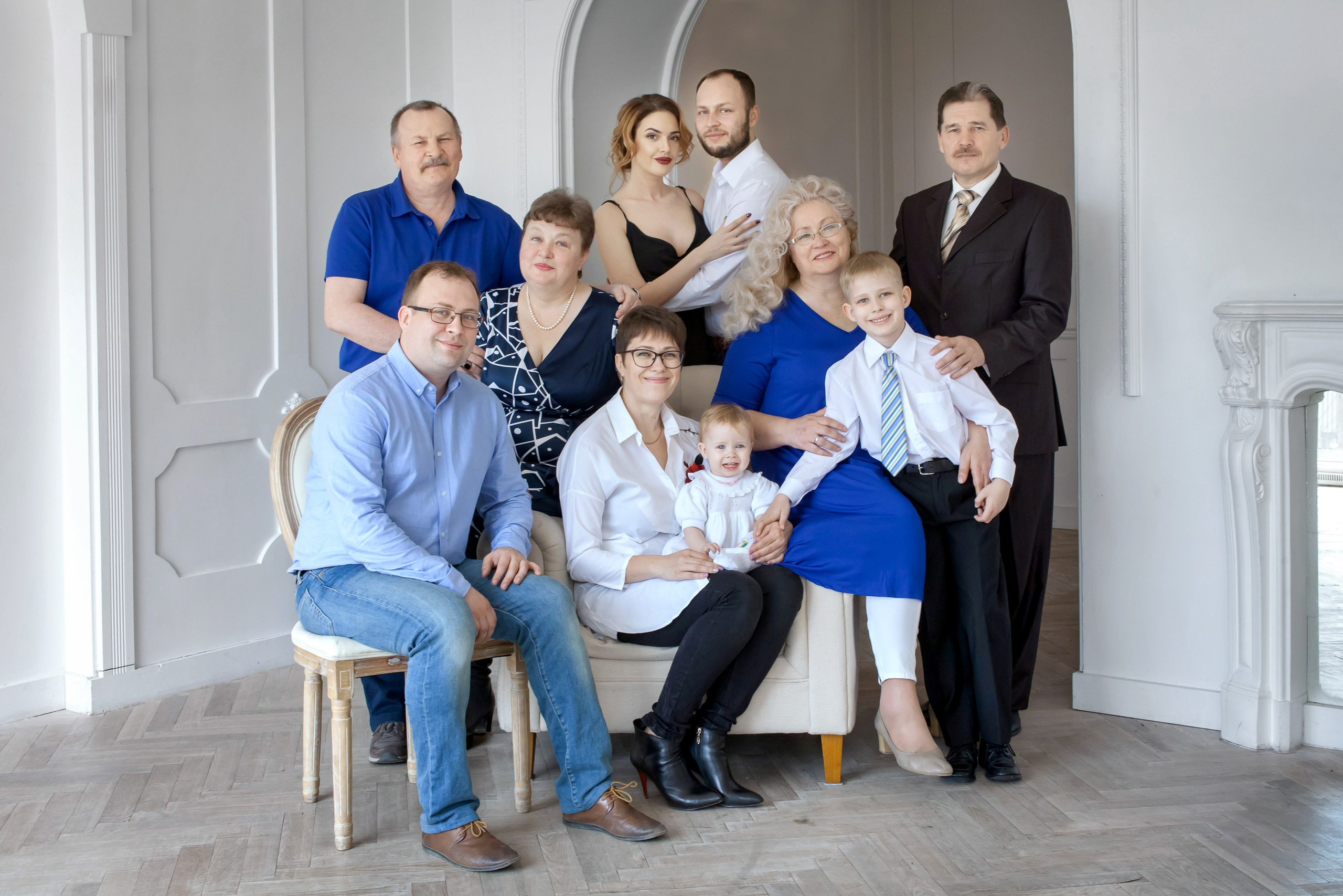 Семейная студийная фотосессия. Профессиональный фотограф Булгакова Татьяна. Владивосток