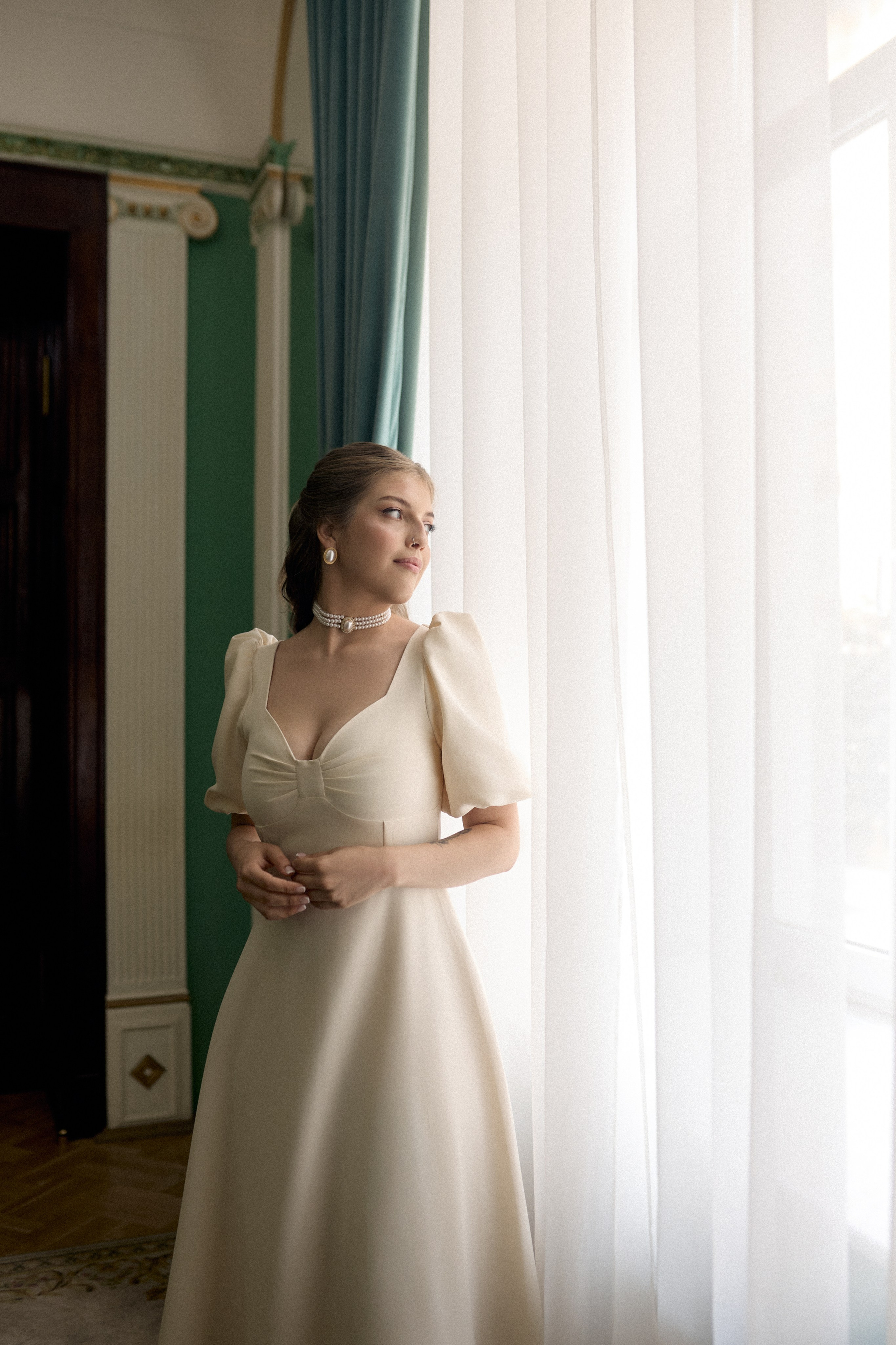 Свадебная Фотосессия в Грибоедовском загсе. Сестры Карабаза. Фотографы и ретушеры в Москве и Санкт-Петербурге