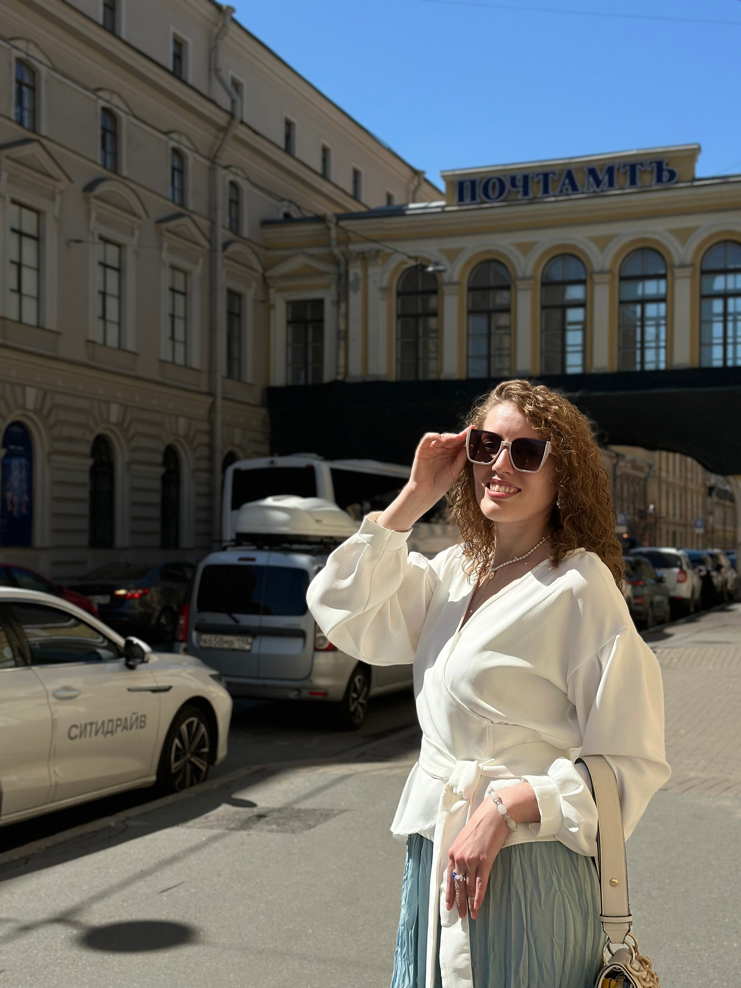 Прогулка по центру. КОНТЕНТ |БРЕНД фотограф Санкт-Петербург — Жанна Олтаржевская