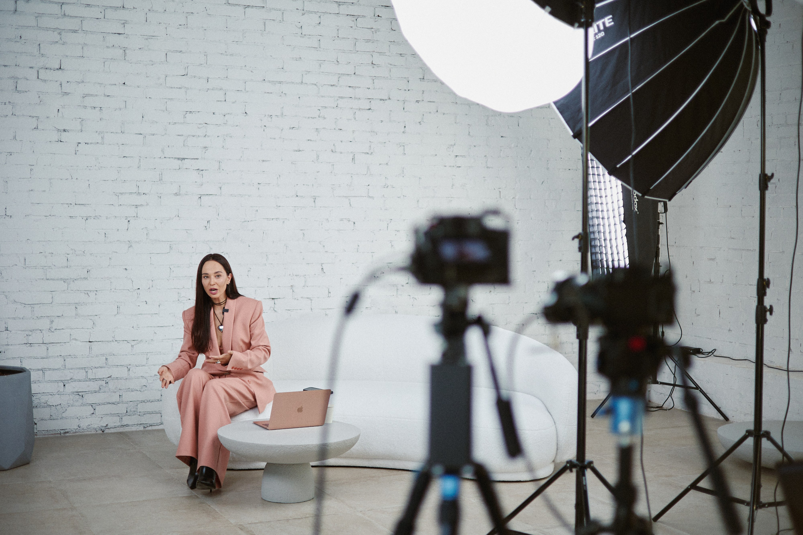 СОЛЬ PRODUCTION БЭК (RAKUSA). ФОТОГРАФ НА МЕРОПРИЯТИЕ ОТ СОЛЬ МЕДИА PRODUCTION