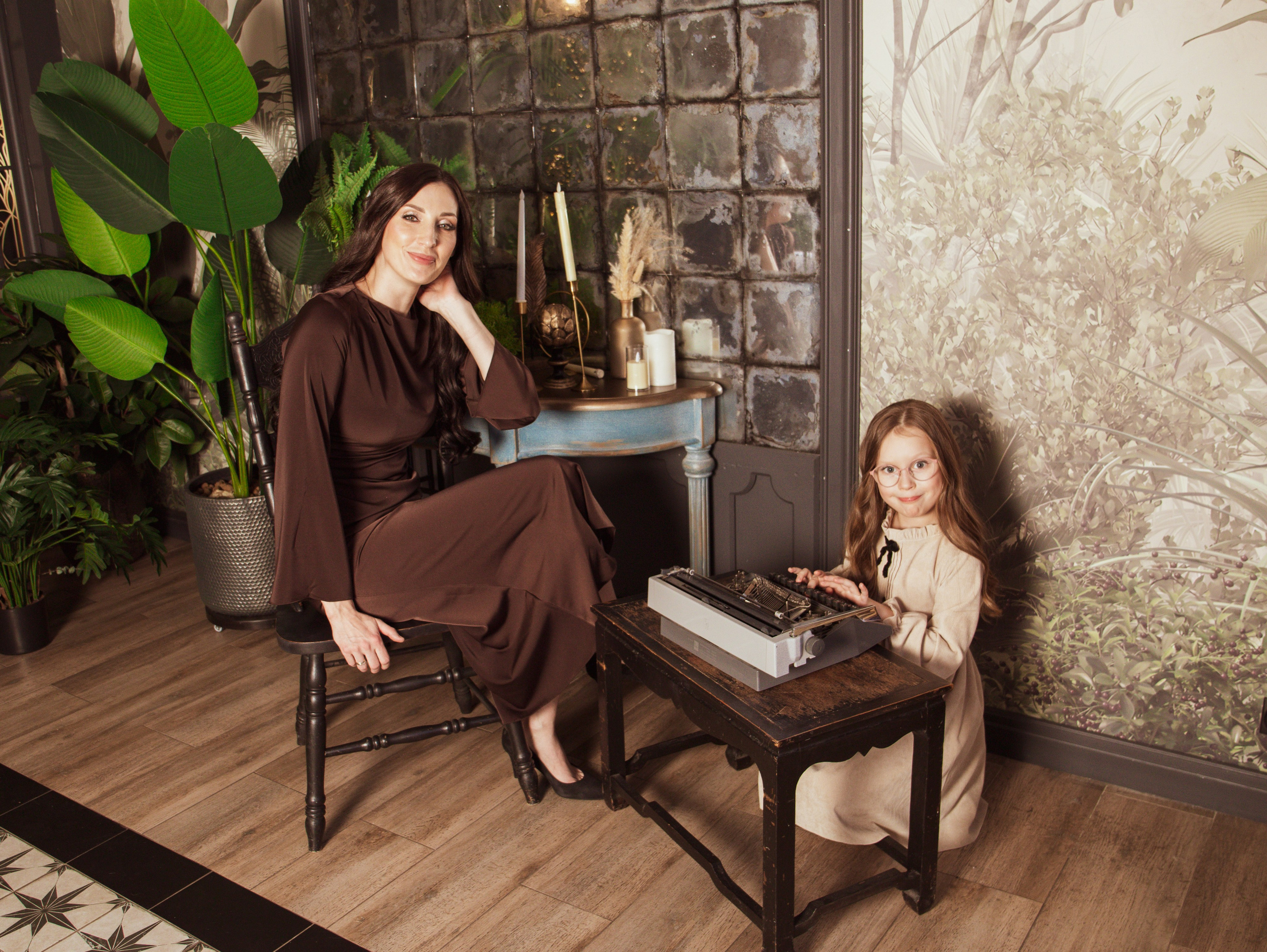 Мама с дочкой, новогодняя сьемка. Свадебный и семейный фотограф в Москве Мила Широких