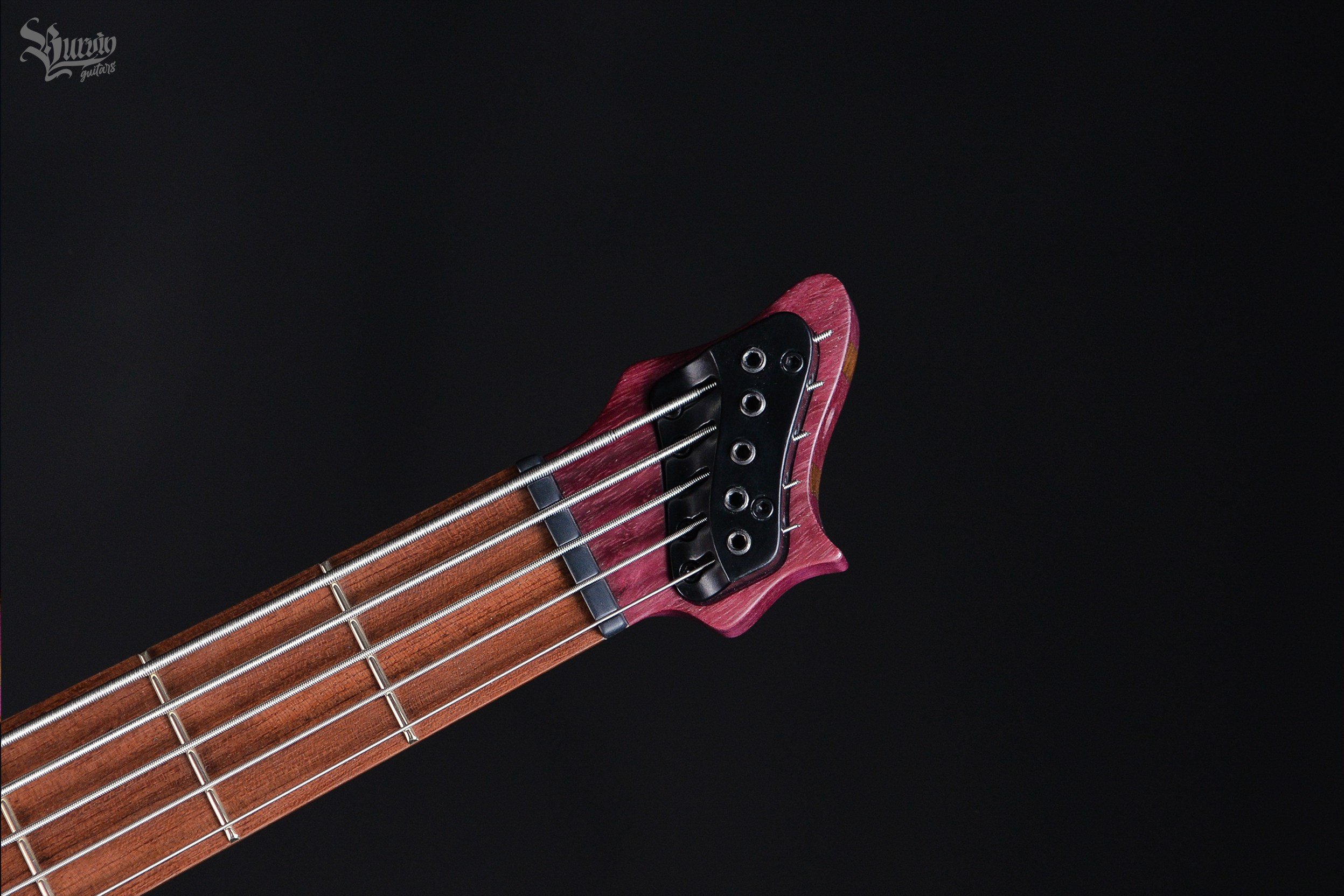 061 IRI bass. Master of making guitars and basses to order
