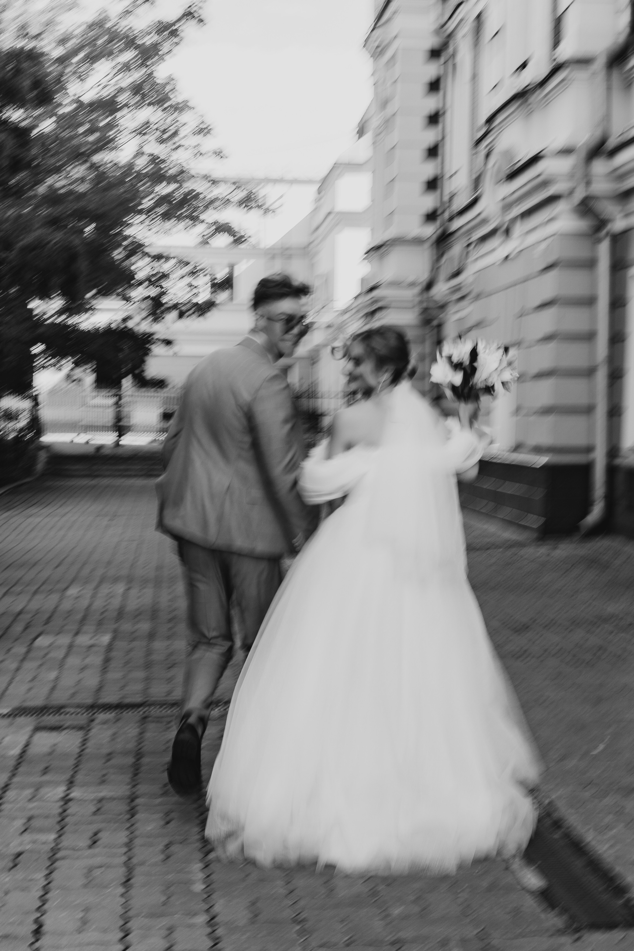 City Center. Для тех, кто не ждёт удачи, а создаёт её. Каждая фотосессия — это твой момент, твой стиль, твой успех. 📸