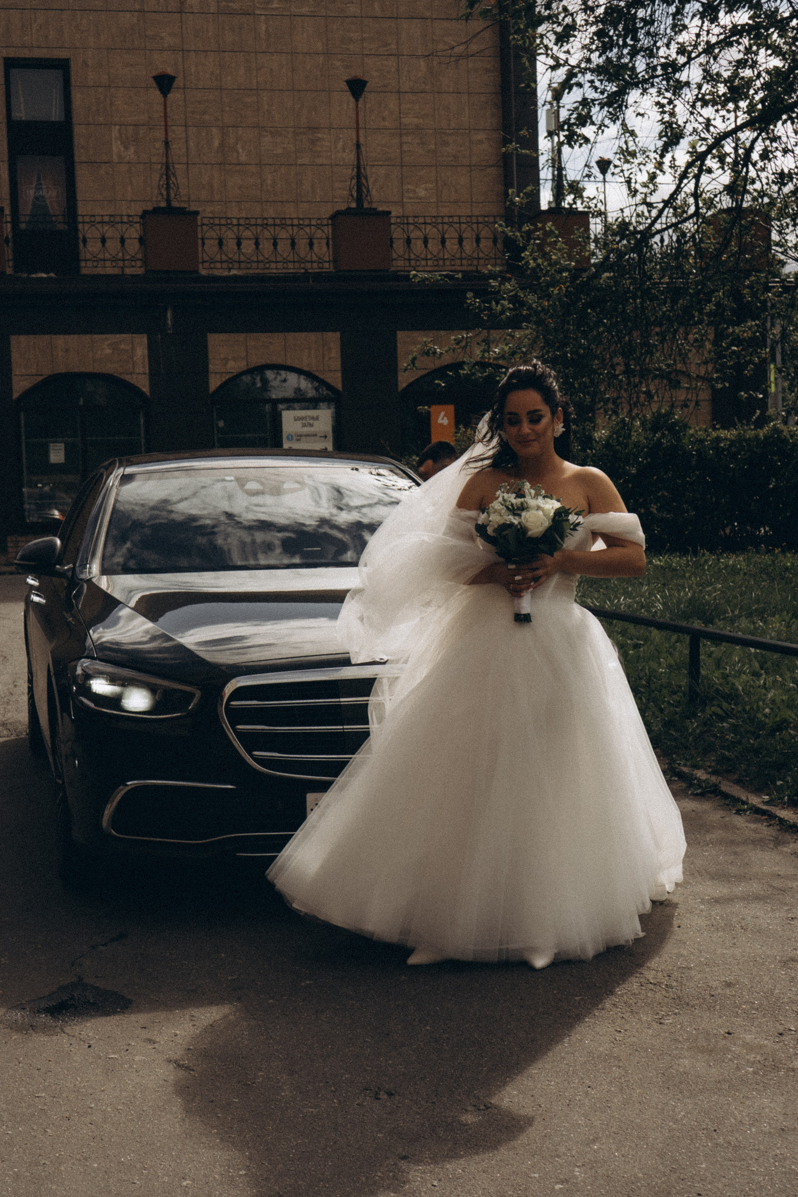 СВАДЕБНАЯ ПРОГУЛКА РЕСТОРАН МЫ ЖЕ НА ТЫ И ФОТОСЕССИИЯ С АВТОМОБИЛЕМ. Профессиональный фотограф, Санкт-Петербург — Виктория Богомолова