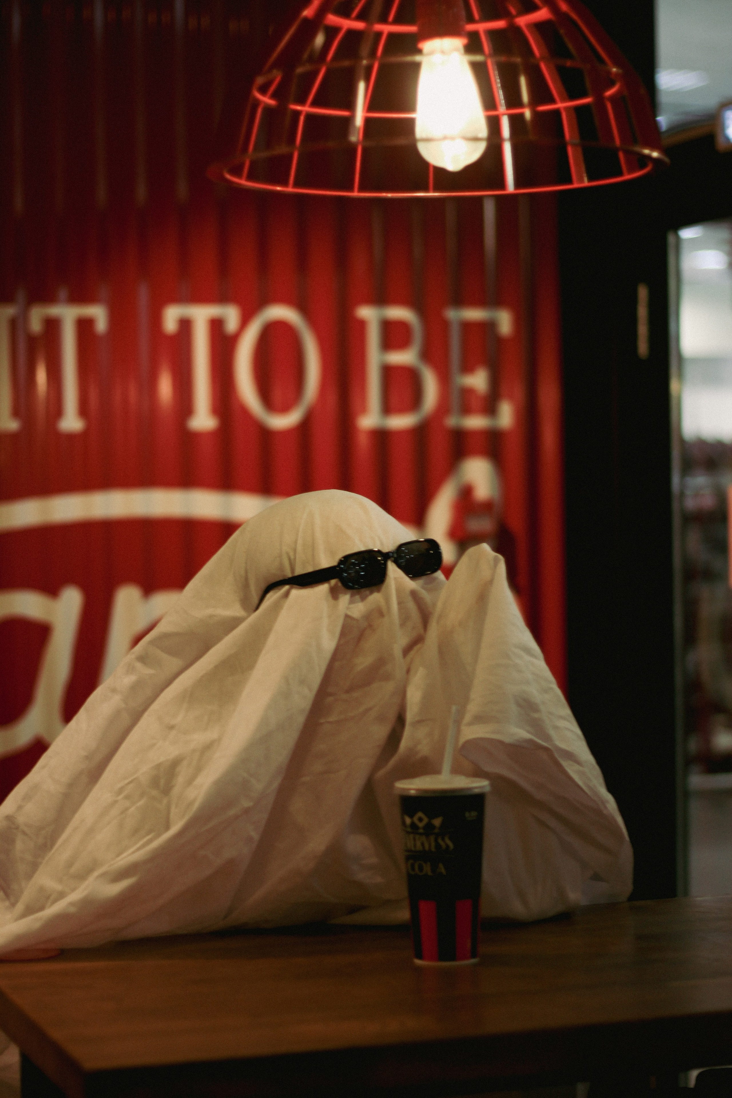 Милые привидения Алёна и Альбина. Фотограф Красноярск