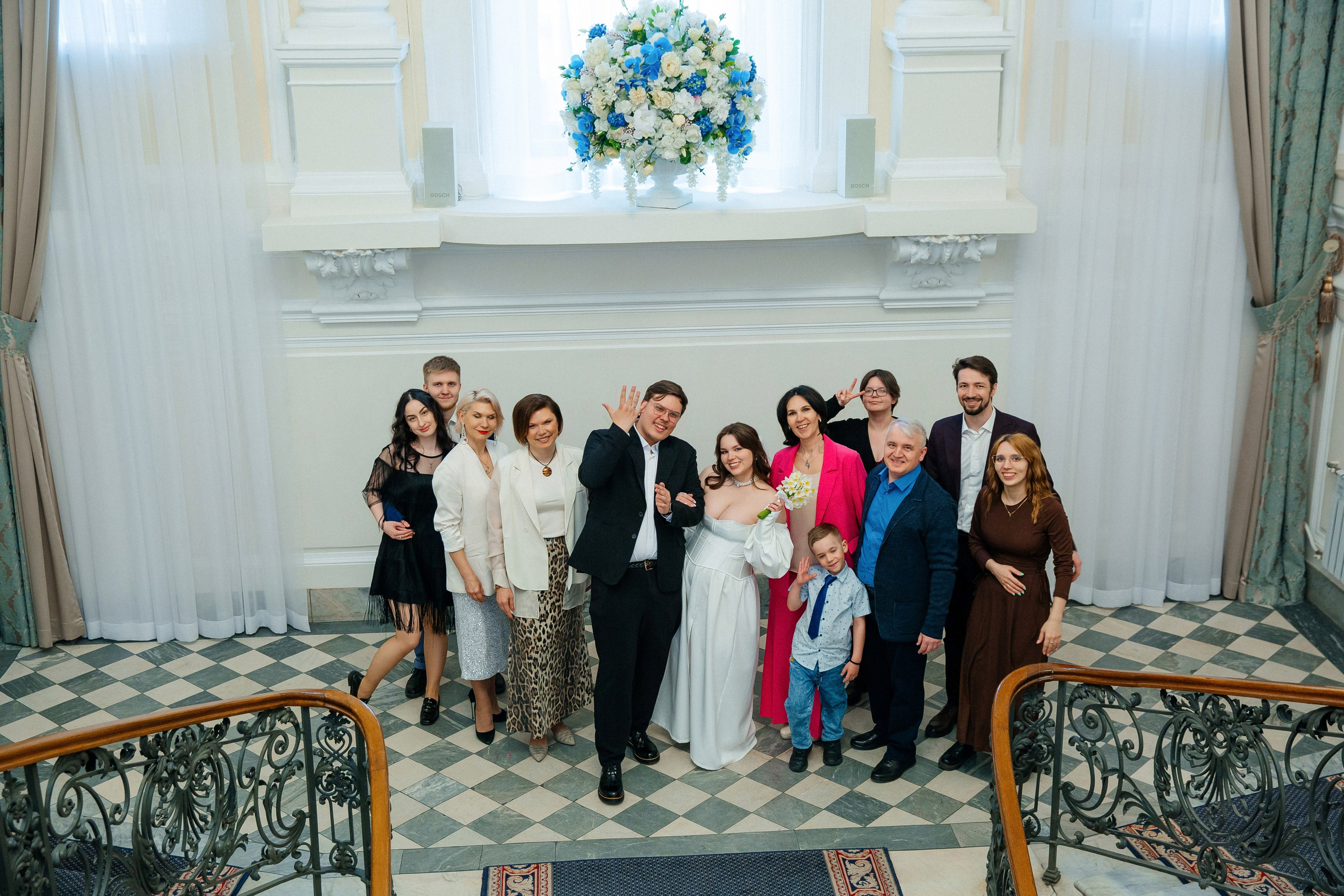 Съемка в отеле и регистрация прохладным майским днем. Свадебный фотограф в Санкт-Петербурге Вика Стукачева