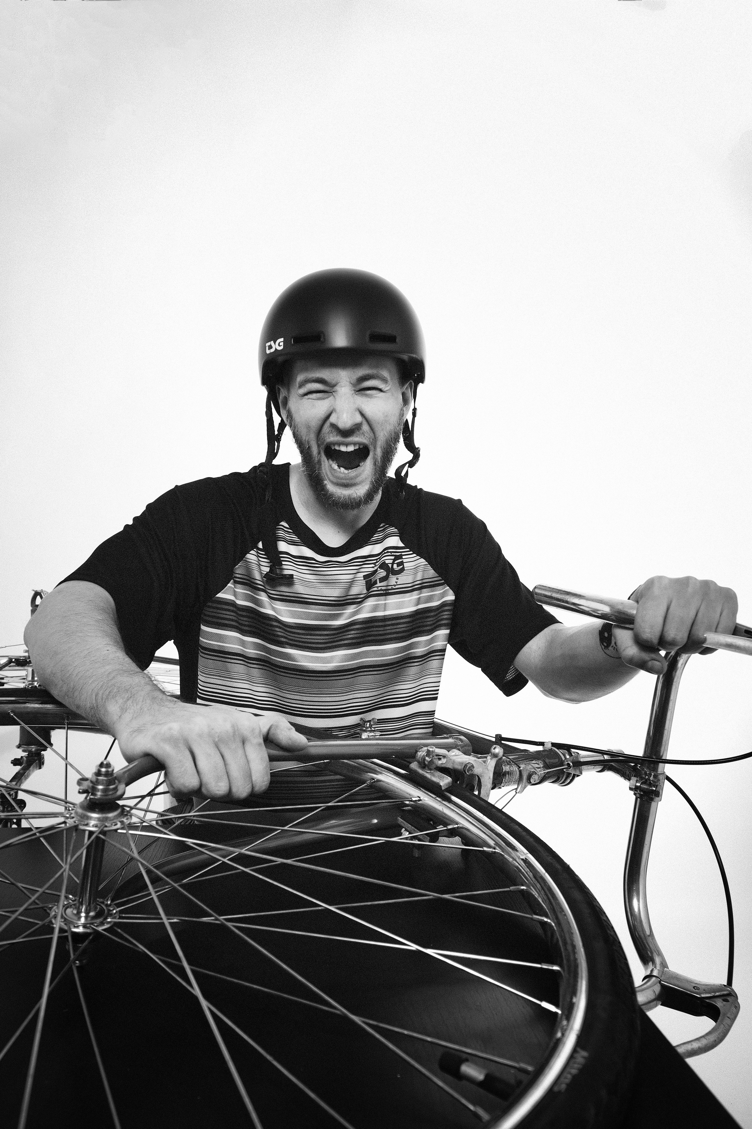 Фотограф Михаил Гуляев. Фотосессия в Новосибирске. Фотосессия в студии Новосибирск. Мужские фотографии.