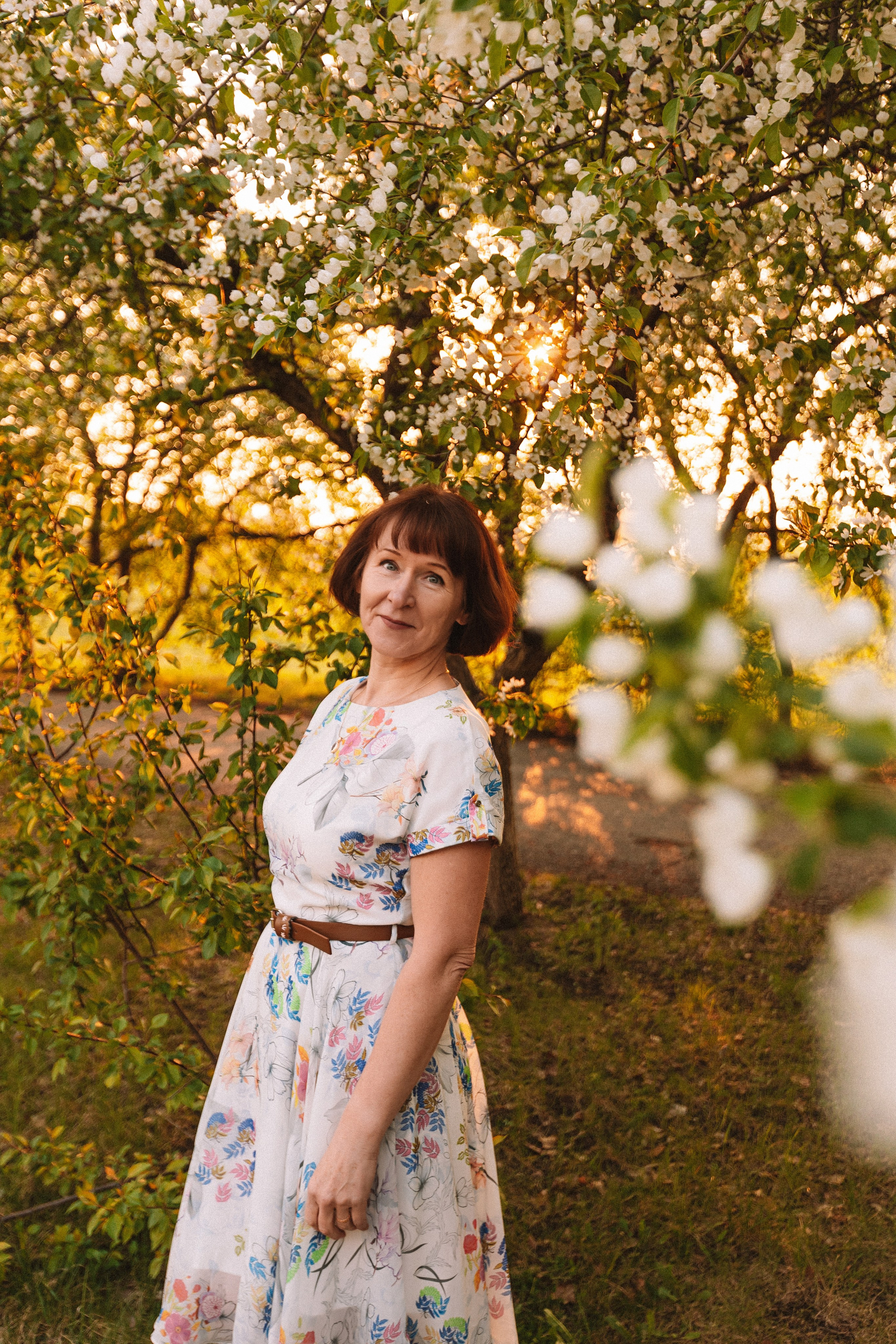 Яблони. Семейный фотограф Тюмень, фотограф на роды Салмина Мария