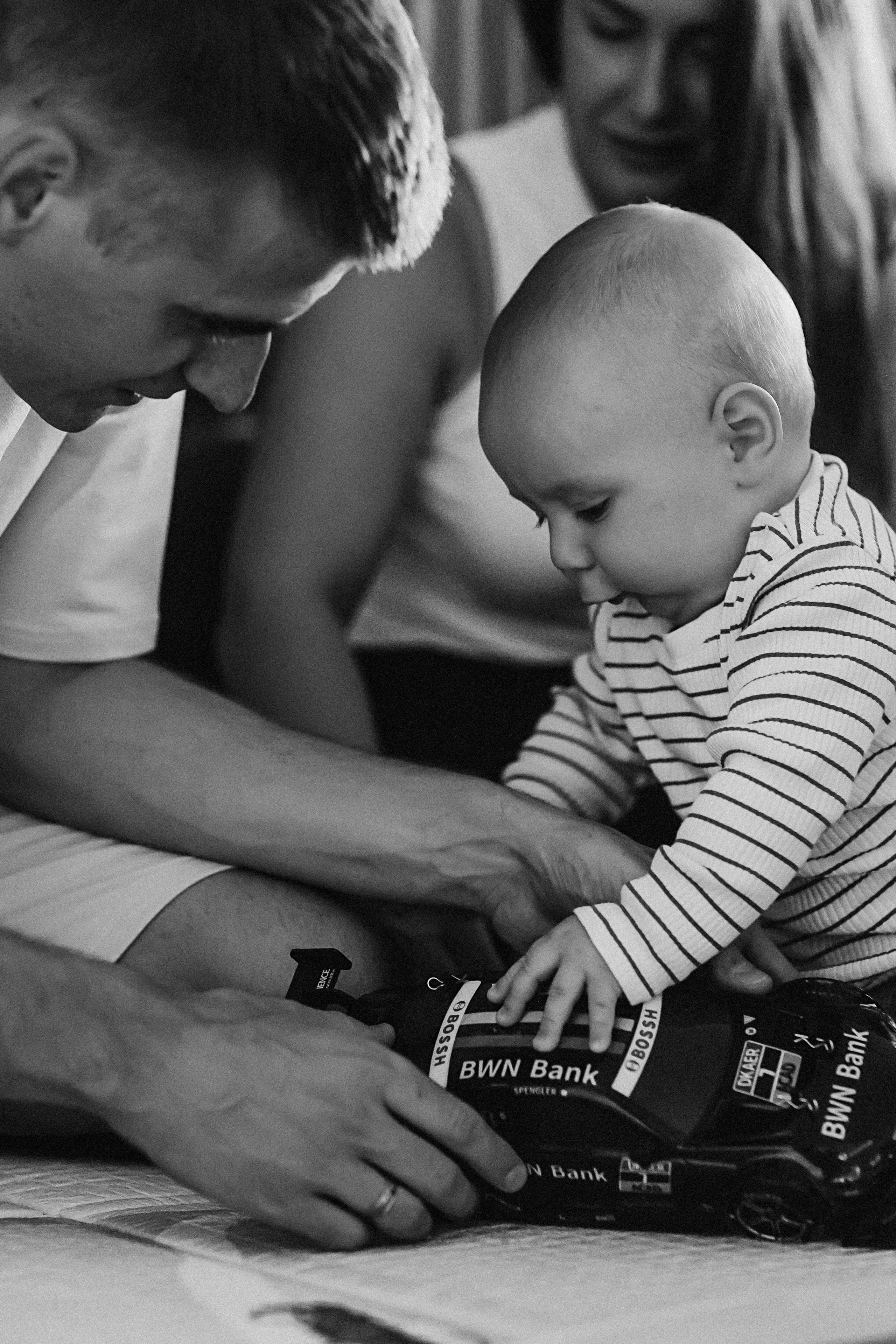 Мише 8 месяцев. Семейный фотограф Тюмень, фотограф на роды Салмина Мария