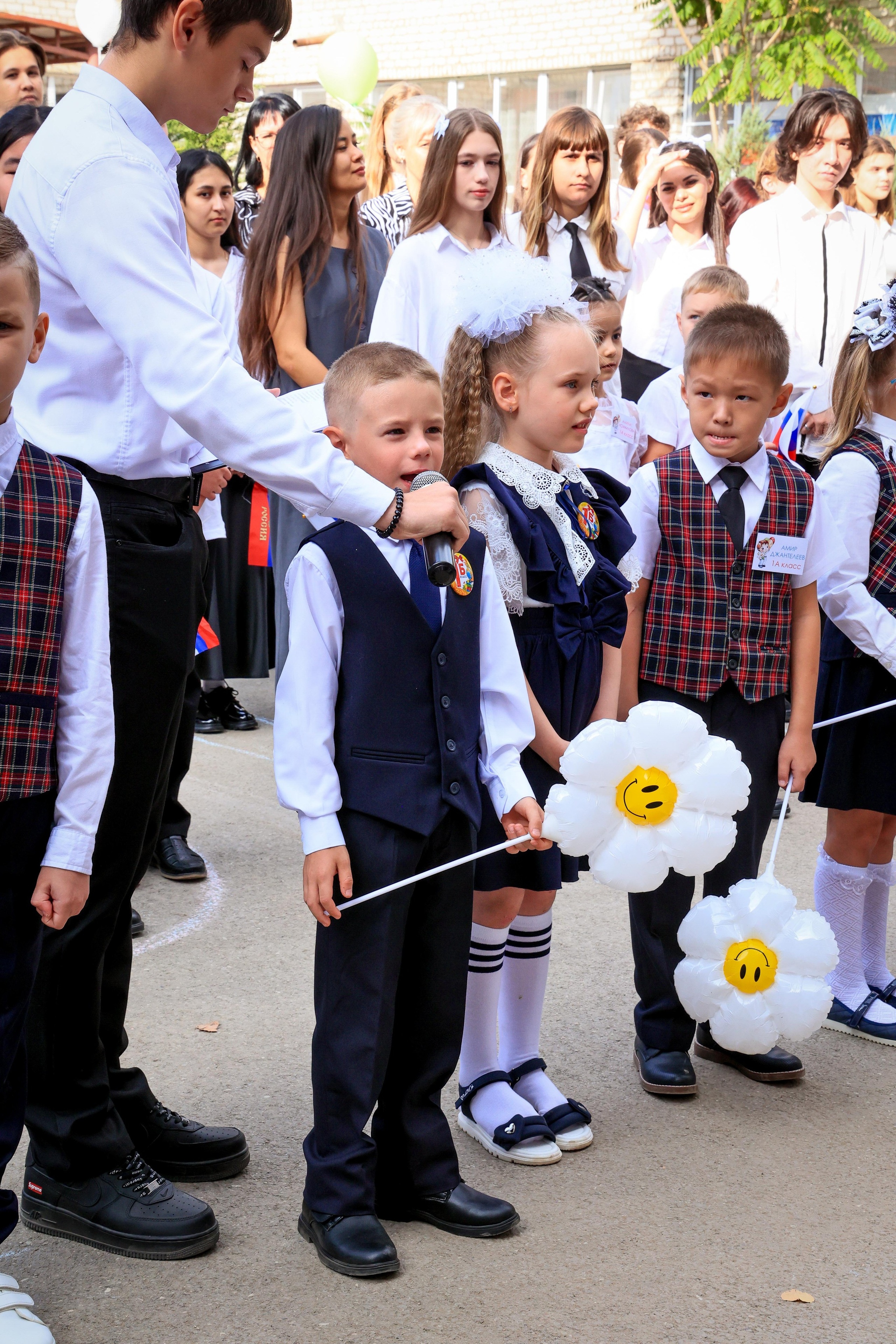 ШКОЛА 1 СЕНТЯБРЯ. Свадебный фотограф — видеограф в г. Астрахань Екатерина Юмашева