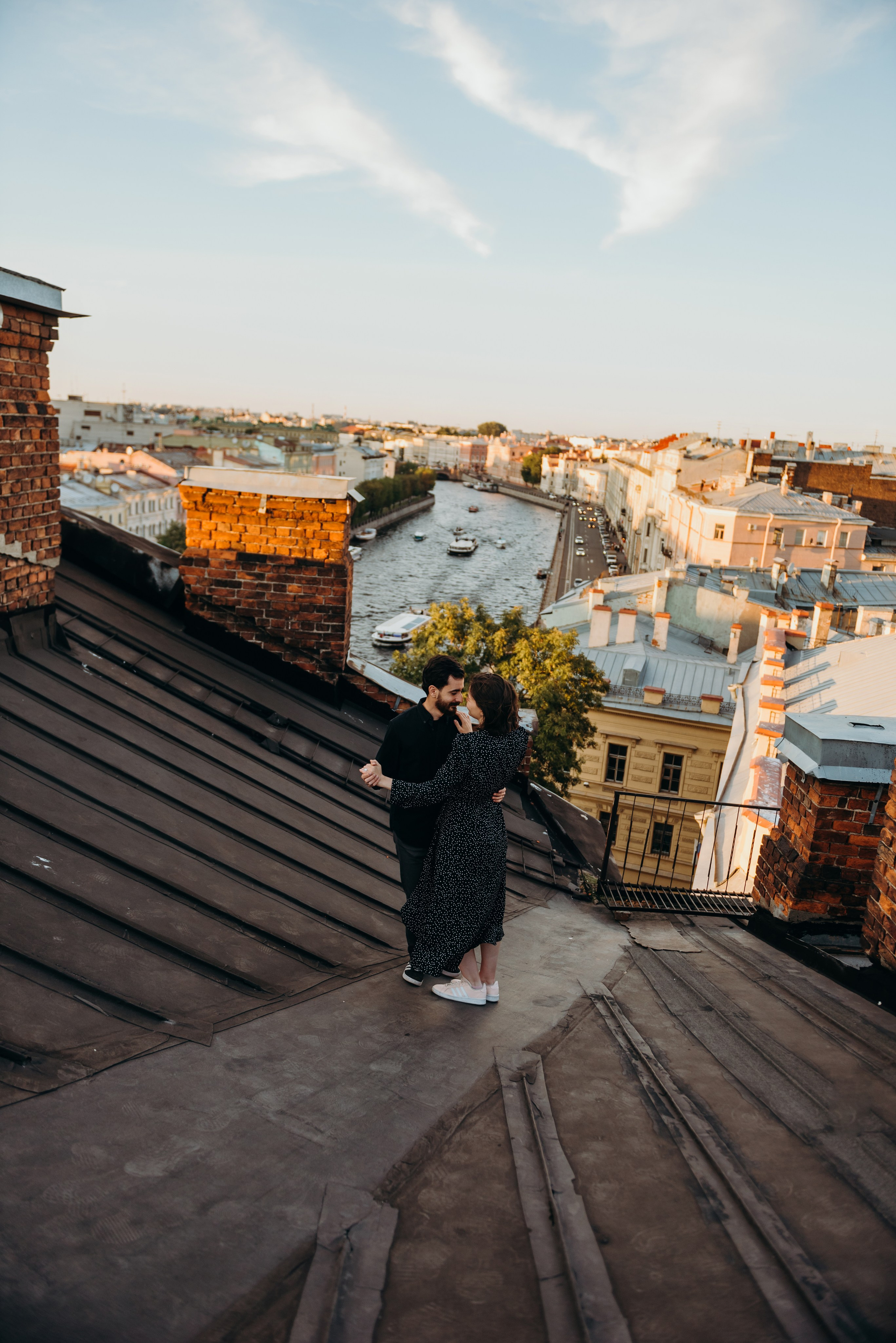 Мы гуляли по крышам питера. Фотограф Алена Нормальная в Санкт-Петербурге