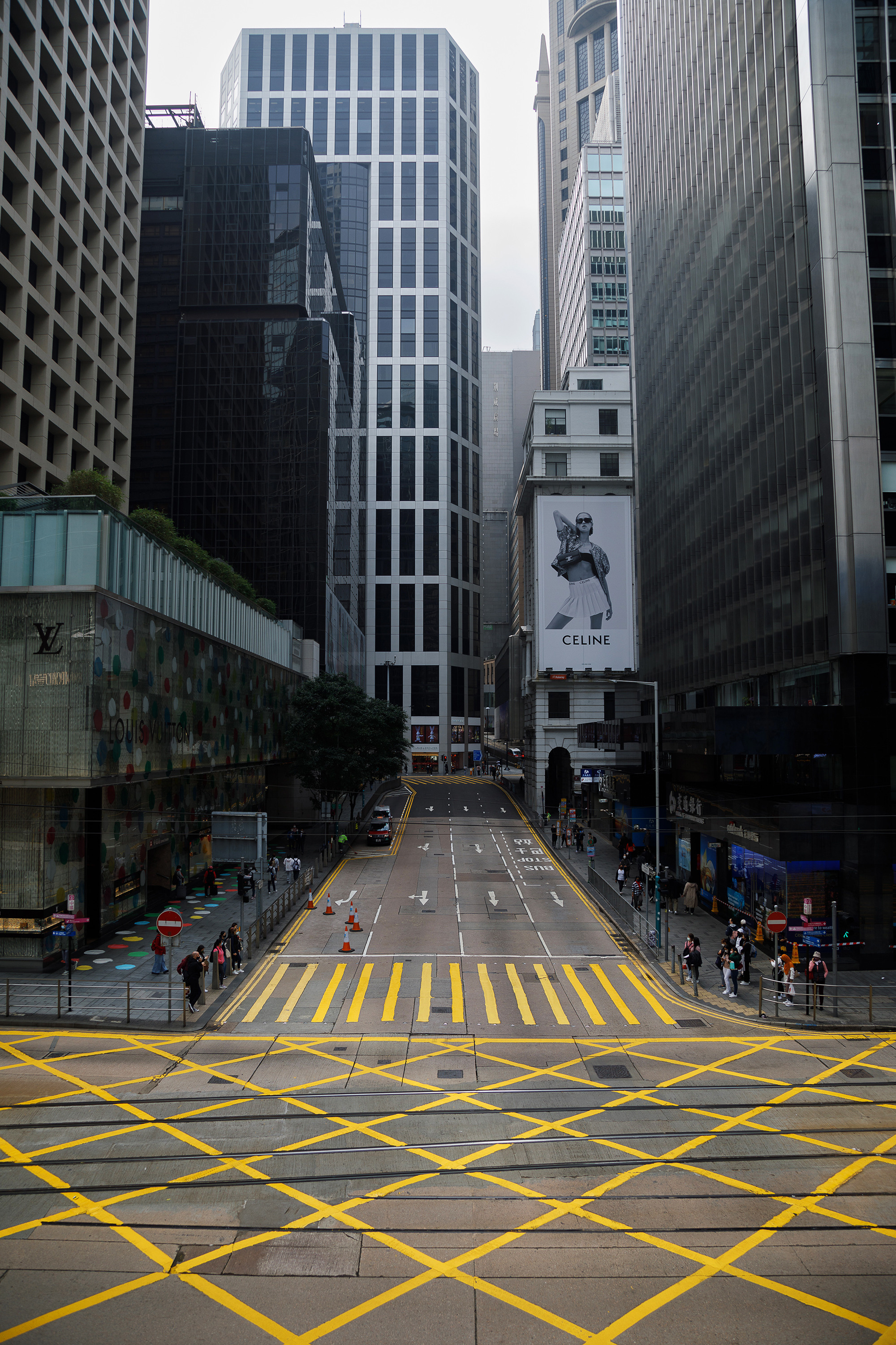 Гон Конг. Город желтых линий. Репортажный и портретный фотограф Русакова Жанна